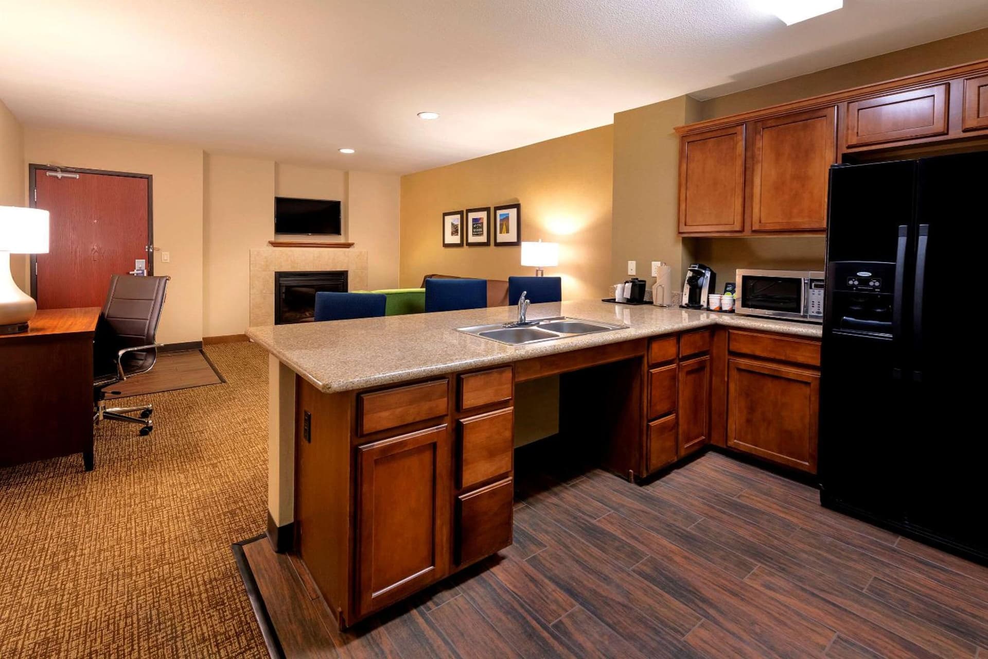 Comfort Suites Goodyear-West Phoenix gallery photo in Goodyear, AZ — image 44