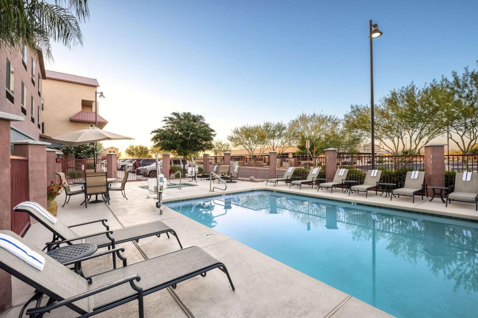 Comfort Suites Goodyear-West Phoenix gallery photo in Goodyear, AZ — image 27
