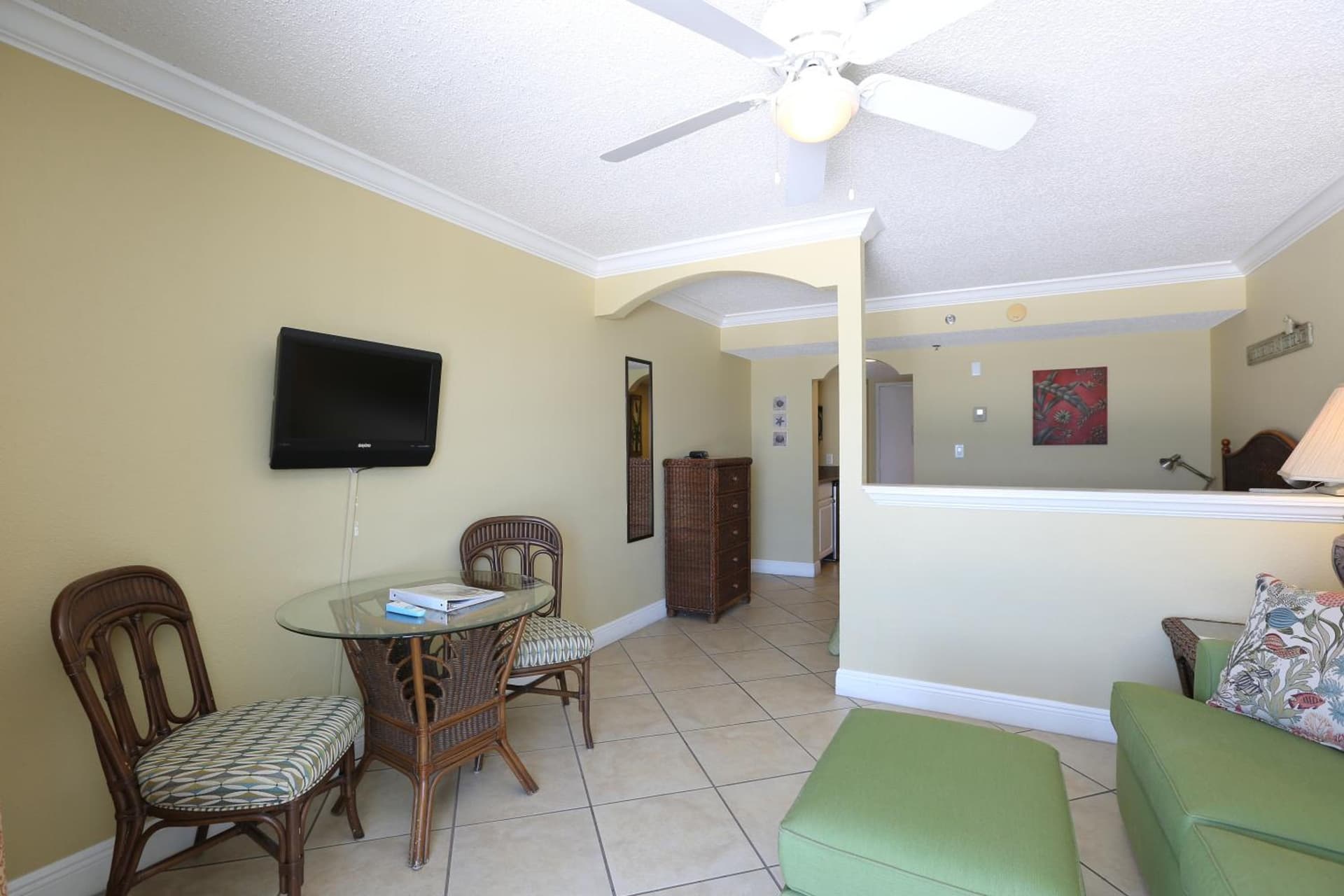 Barefoot Beach Club gallery photo in St Pete Beach, FL — image 16