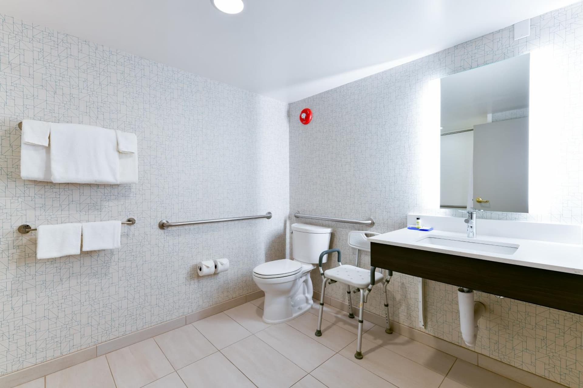 Holiday Inn Express Mill Valley San Francisco Area by IHG gallery photo in Mill Valley, CA — image 13