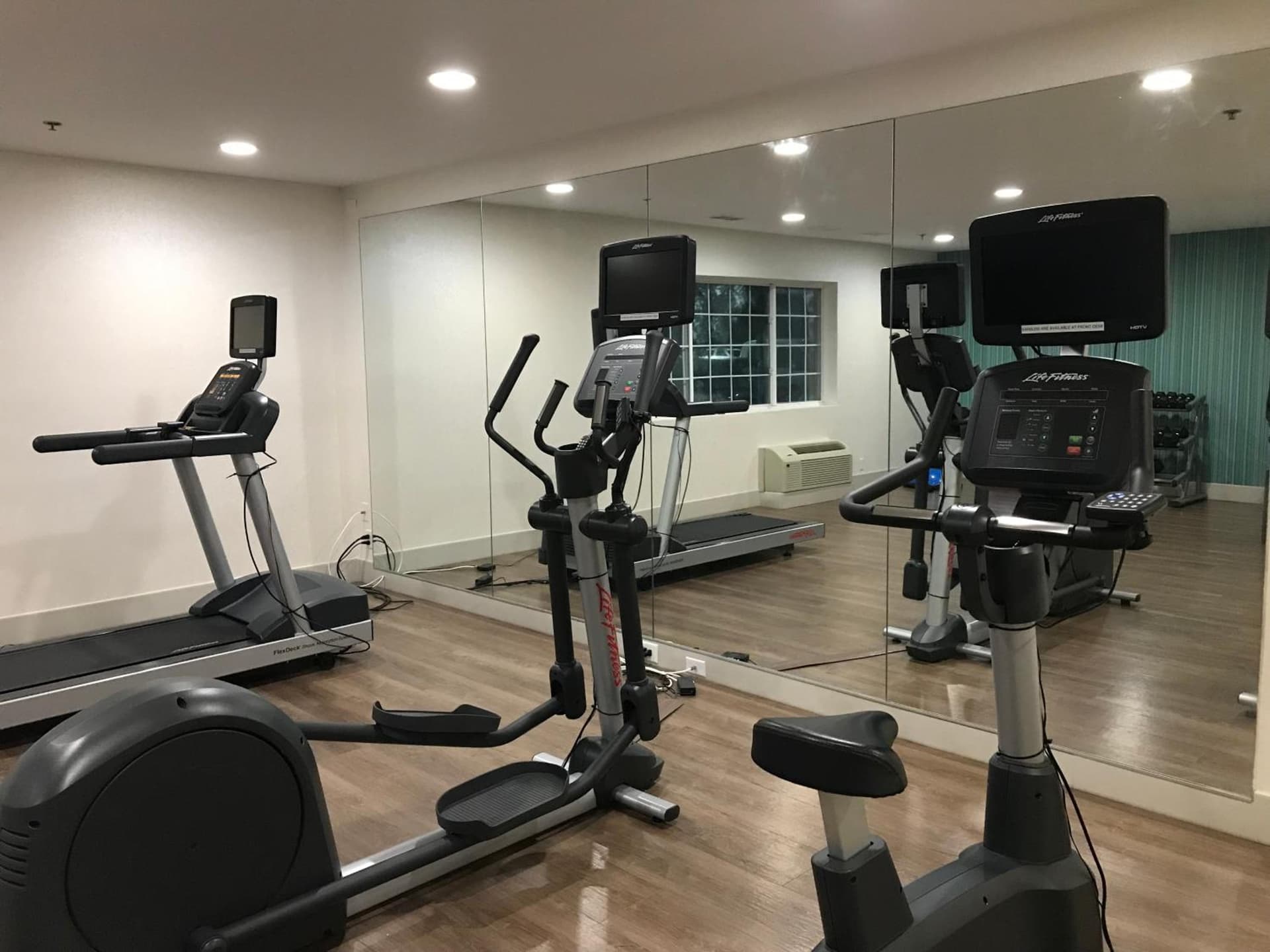 Holiday Inn Express - Canton by IHG gallery photo in Canton — image 13