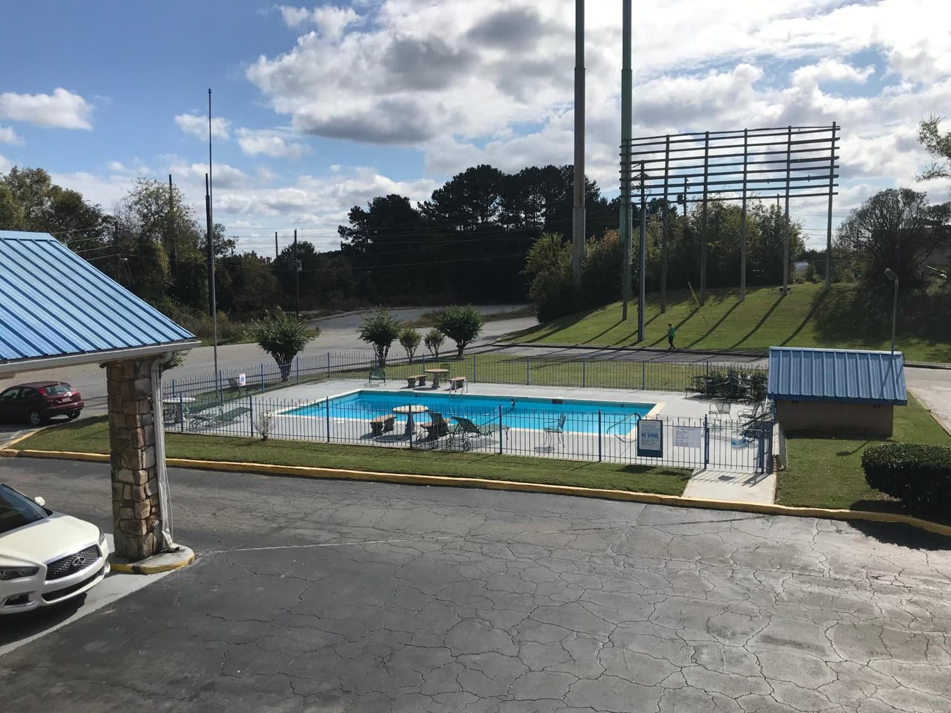 Country Hearth Inn & Suites Cartersville property views in Cartersville, GA — gallery photo 3