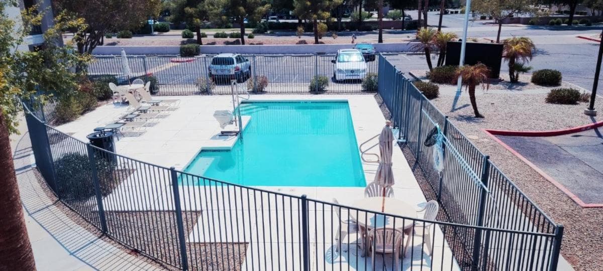 InTown Suites Extended Stay Phoenix AZ - Gilbert gallery photo in Gilbert, AZ — image 8