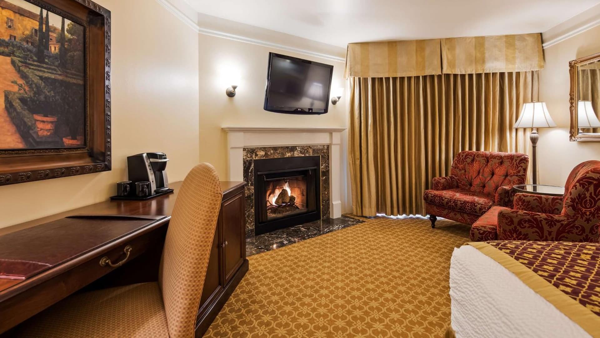 Victorian Inn gallery photo in Monterey, CA — image 17