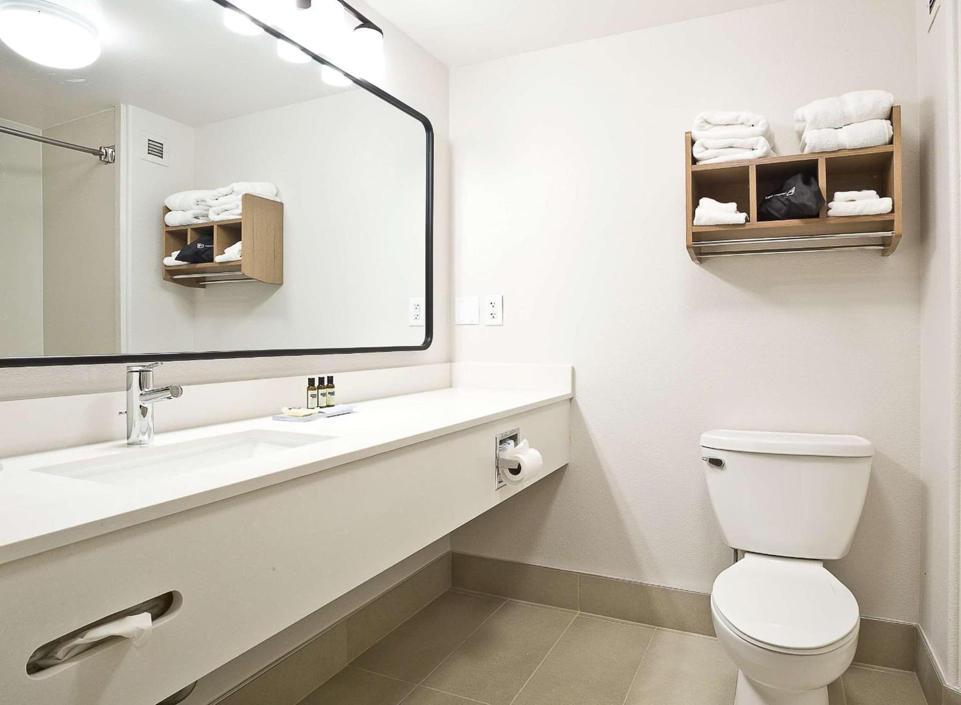 Hawthorn Suites by Wyndham-Oakland/Alameda gallery photo in Alameda, CA — image 38