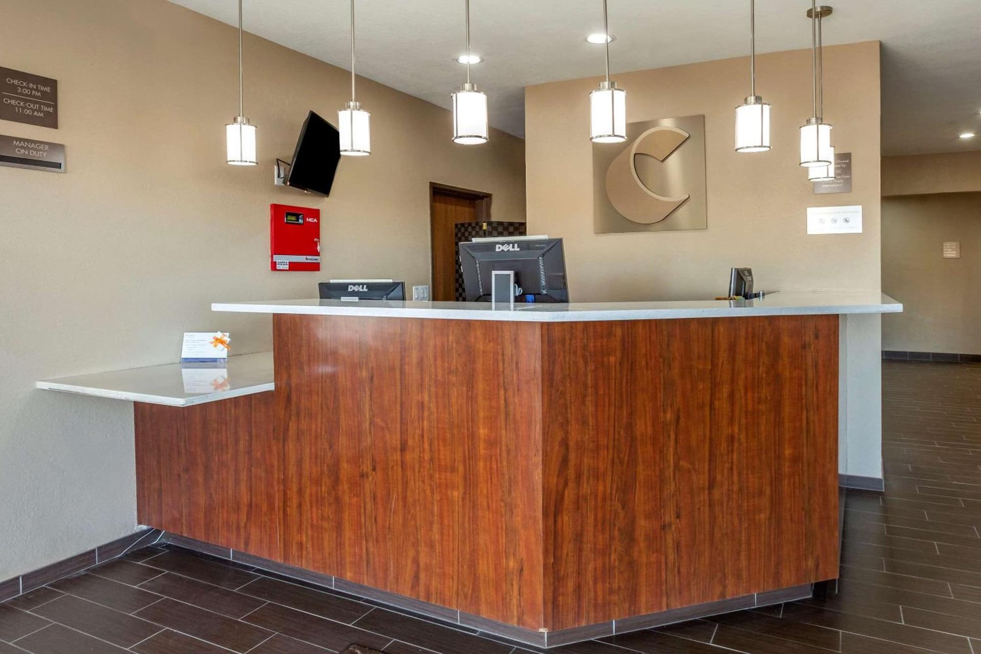 Comfort Inn & Suites Alameda at Albuquerque Balloon Fiesta Park property views in Albuquerque, NM — gallery photo 3