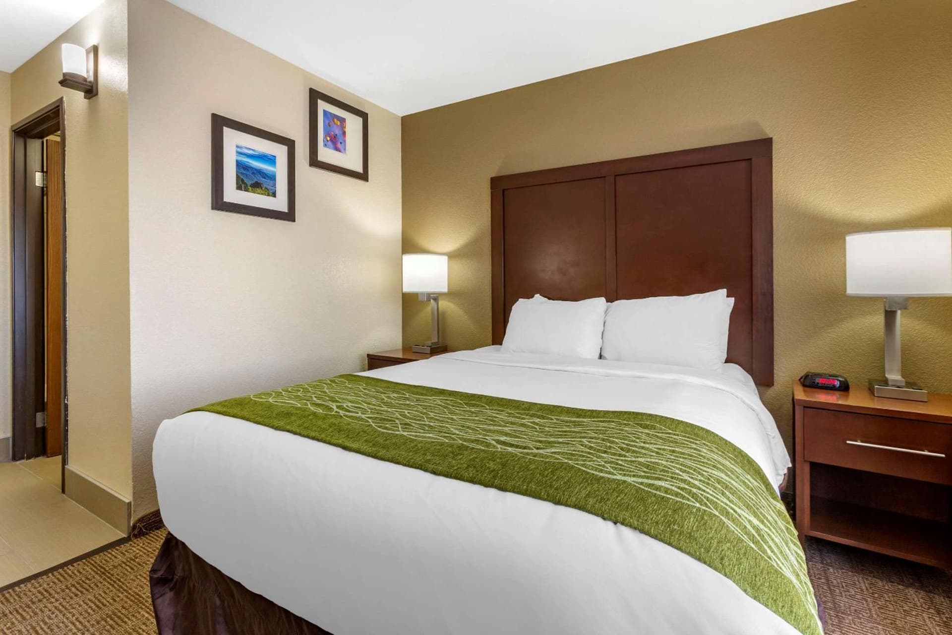 Comfort Inn & Suites Alameda at Albuquerque Balloon Fiesta Park gallery photo in Albuquerque, NM — image 15
