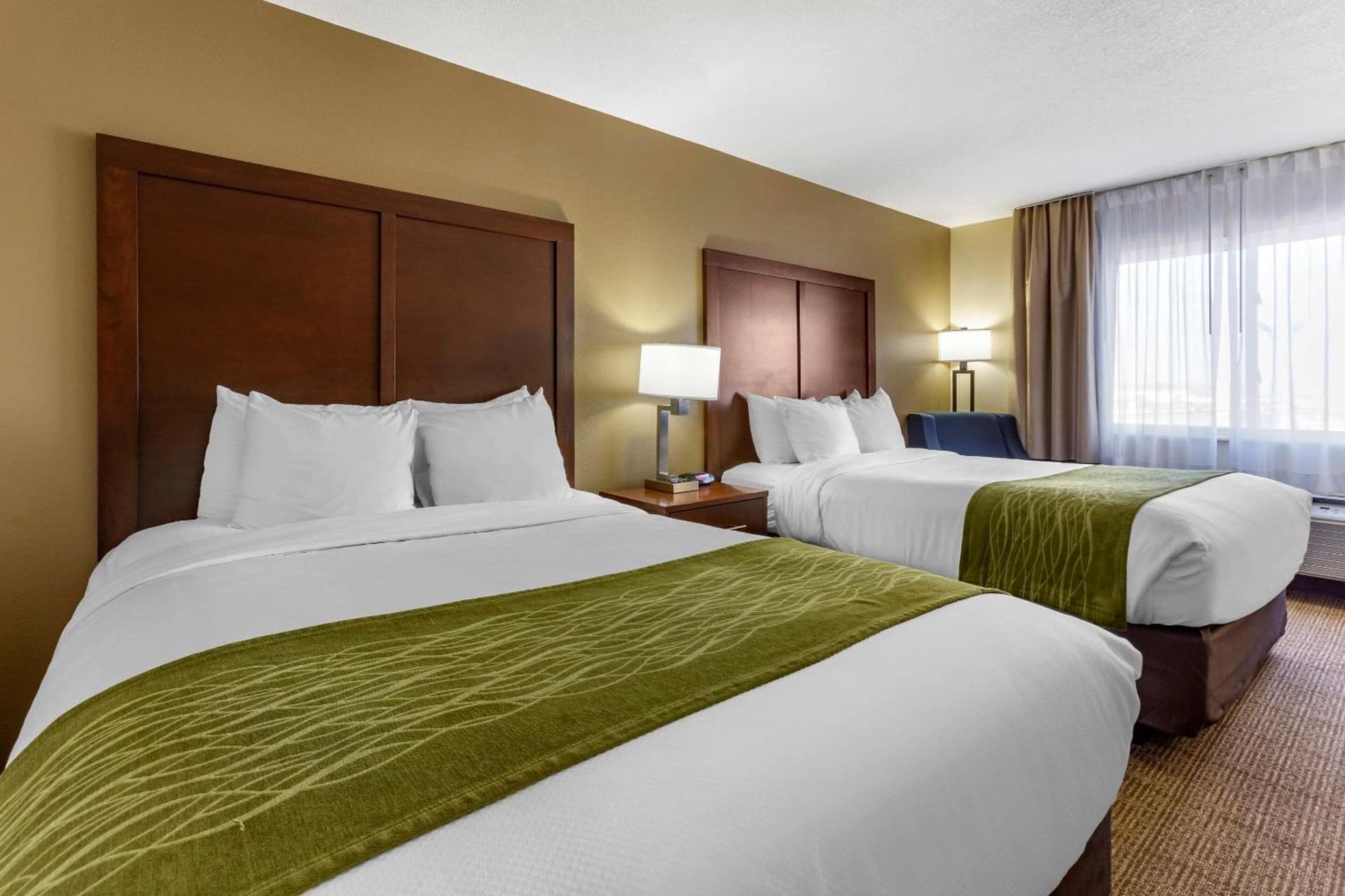 Comfort Inn & Suites Alameda at Albuquerque Balloon Fiesta Park gallery photo in Albuquerque, NM — image 17