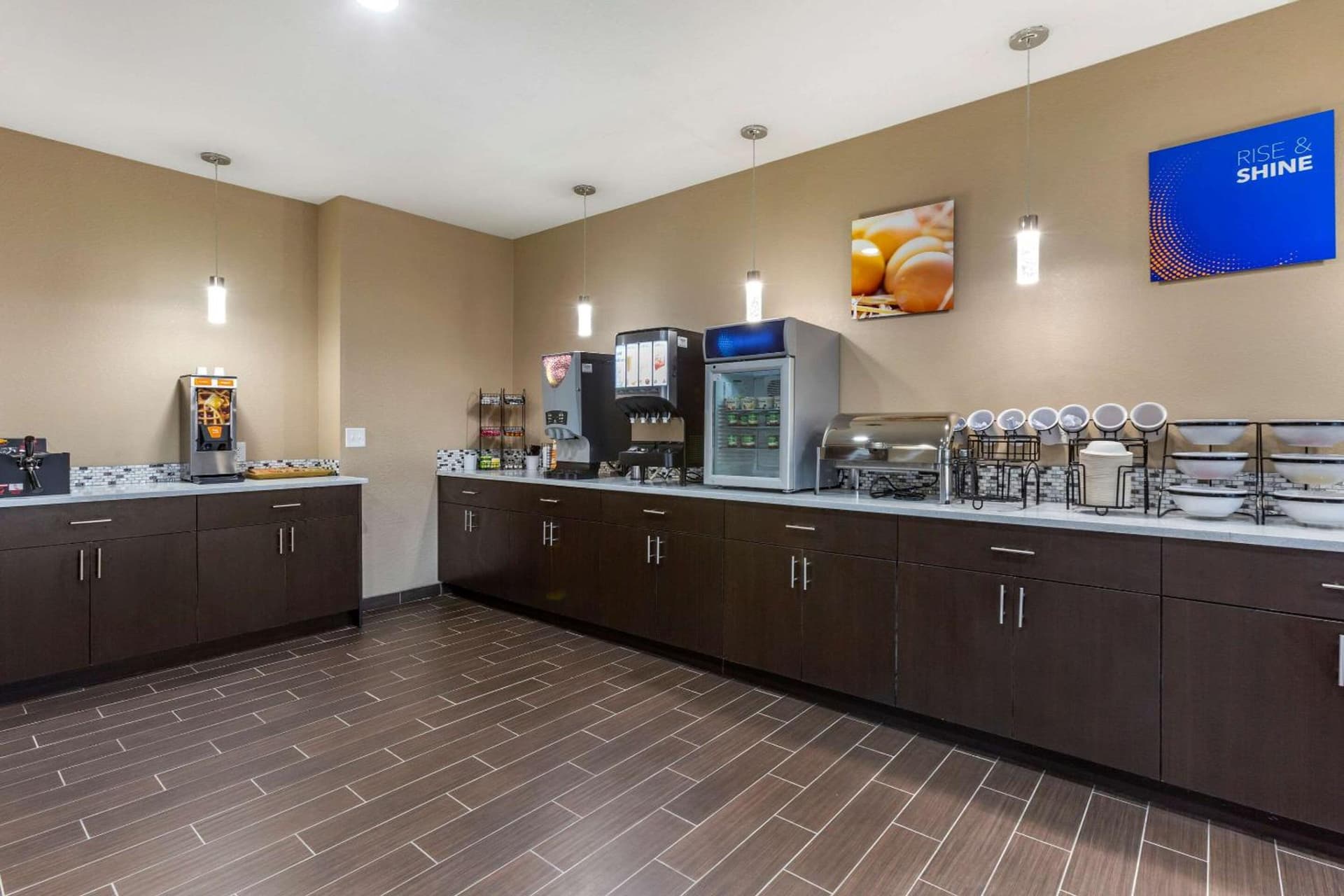Comfort Inn & Suites Alameda at Albuquerque Balloon Fiesta Park interior in Albuquerque, NM — gallery photo 2