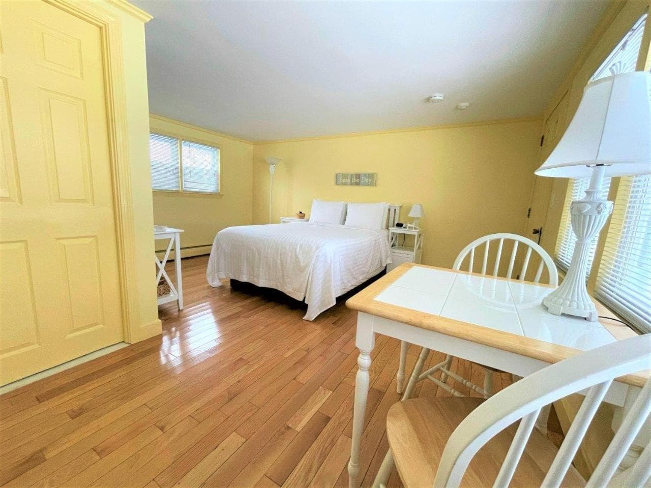 The Escape Inn gallery photo in South Yarmouth, MA — image 56