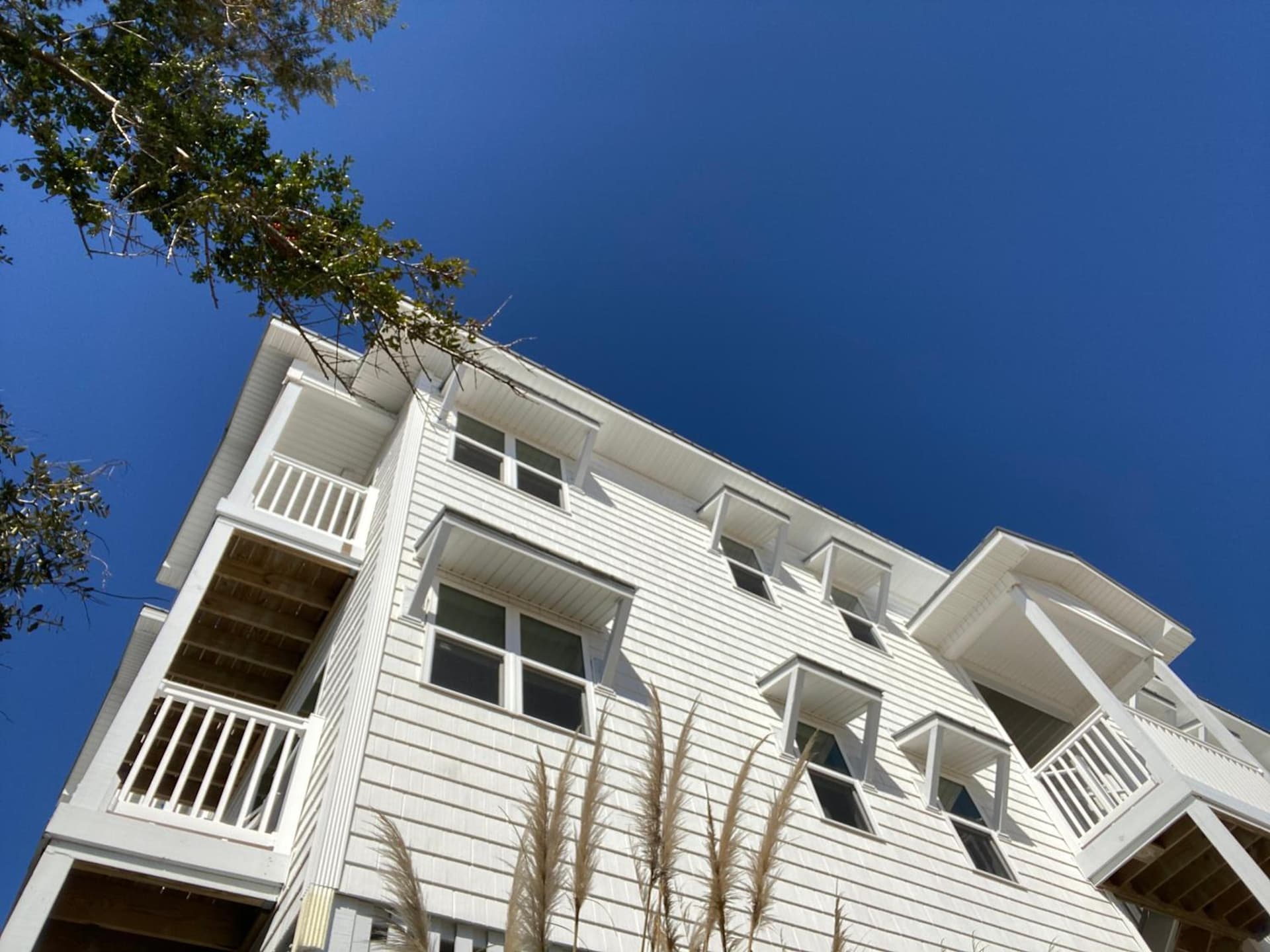 River Hotel of Southport featured exterior or lobby in Southport, NC — similar hotel