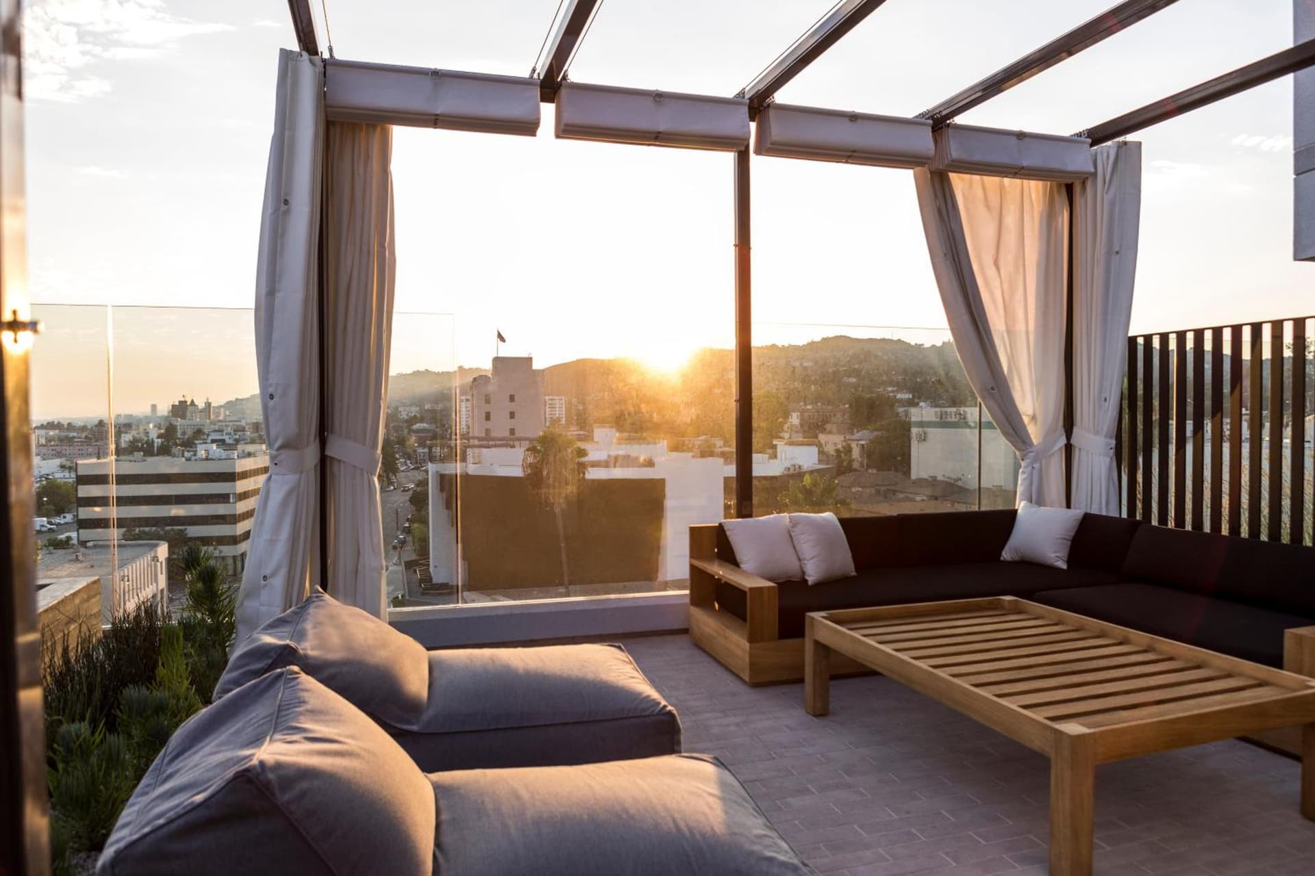 Kimpton Everly Hotel Hollywood by IHG gallery photo in Los Angeles, CA — image 107