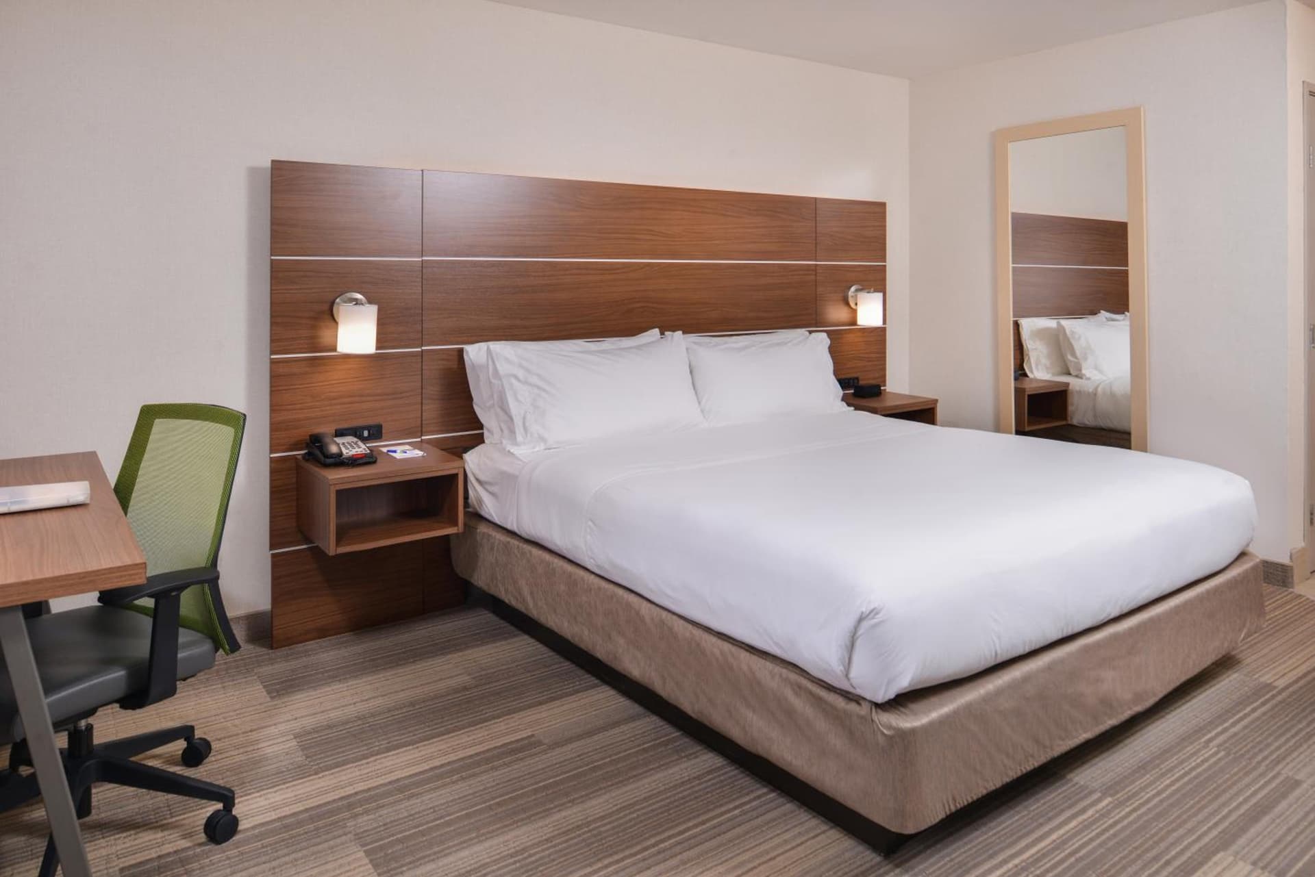 Holiday Inn Express Westley by IHG gallery photo in Westley, CA — image 23