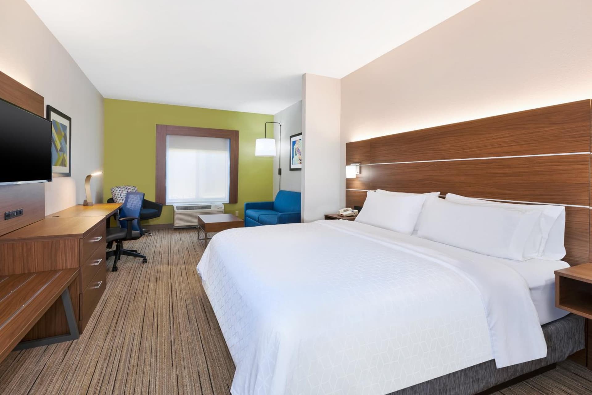 Holiday Inn Express and Suites Three Rivers by IHG gallery photo in Three Rivers, MI — image 16