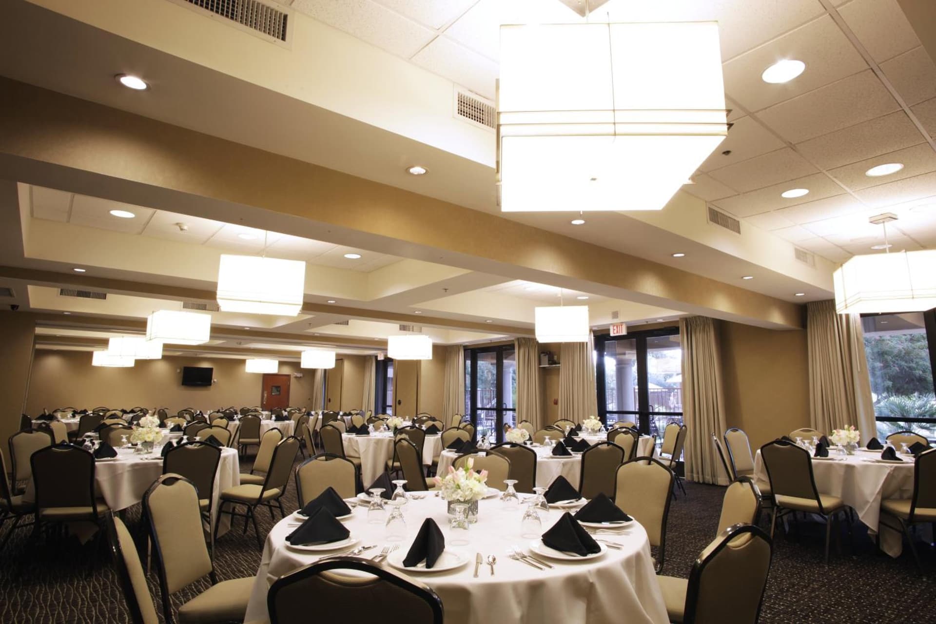 Holiday Inn Phoenix/Chandler by IHG gallery photo in Chandler, AZ — image 17