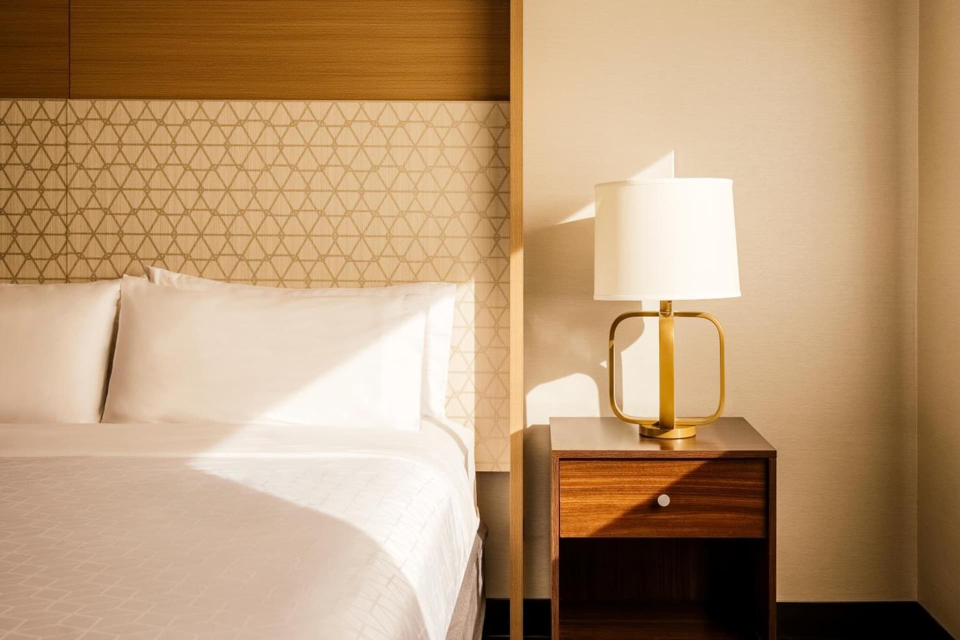 Holiday Inn Santa Ana-Orange Co Arpt by IHG gallery photo in Santa Ana, CA — image 9
