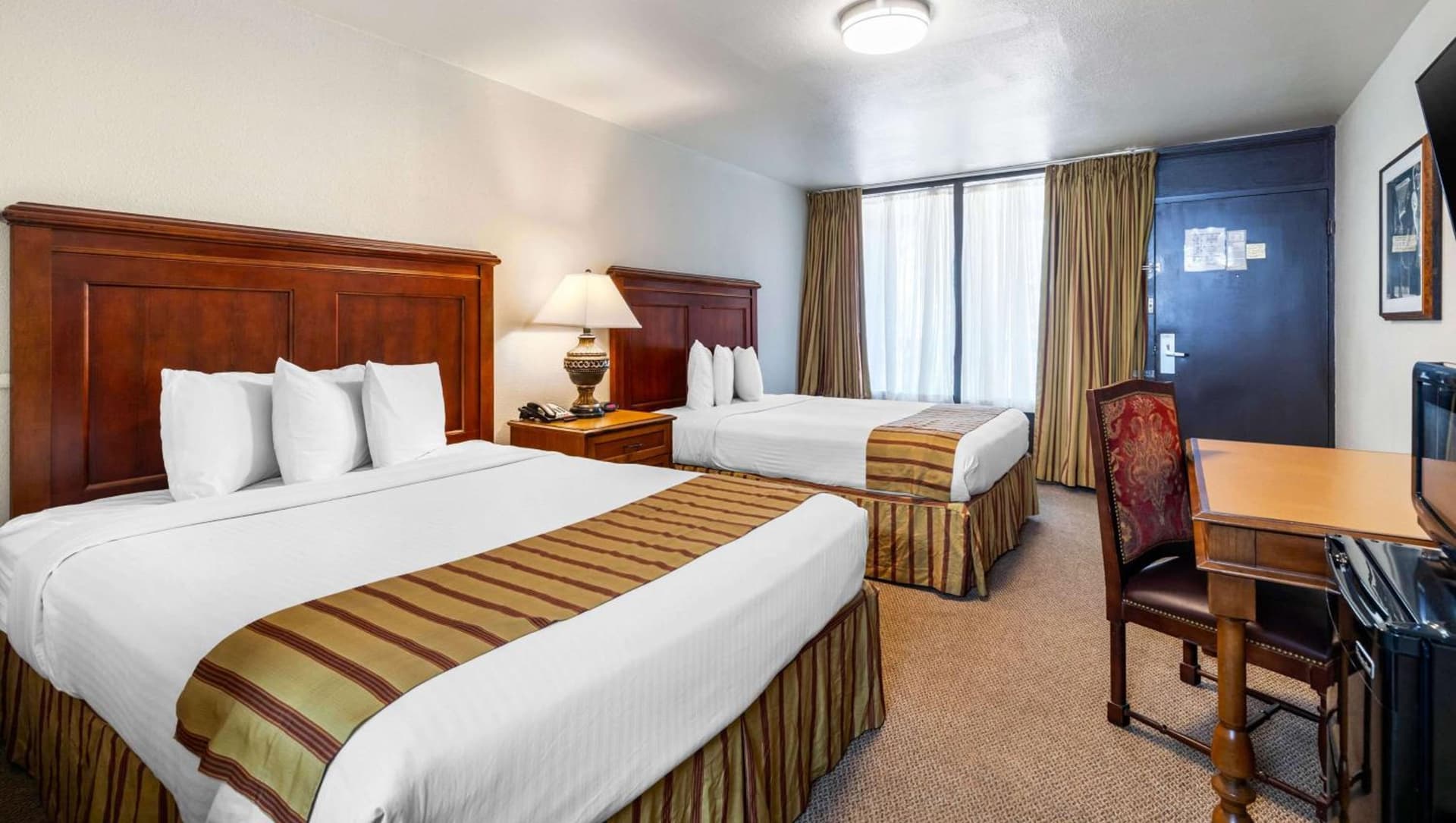 Magnuson Grand Hotel and Conference Center Tyler gallery photo in Tyler, TX — image 38