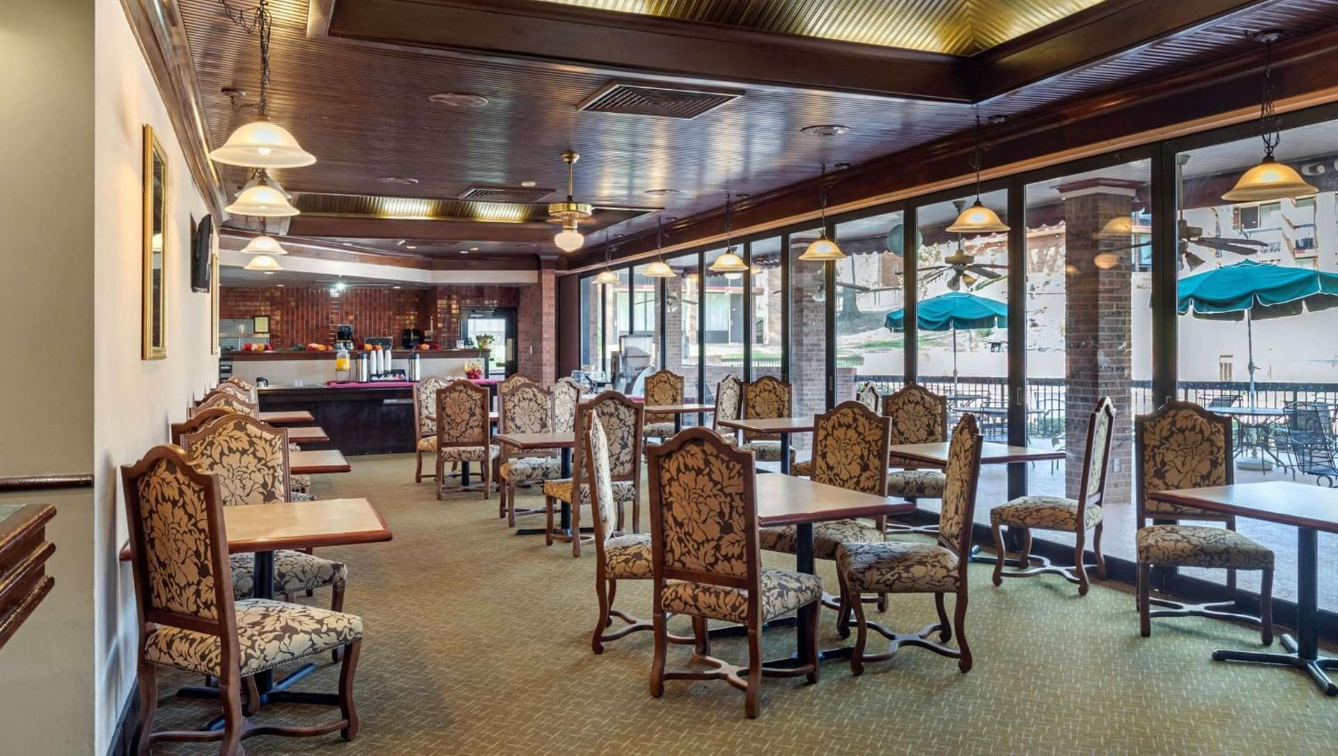 Magnuson Grand Hotel and Conference Center Tyler gallery photo in Tyler, TX — image 23