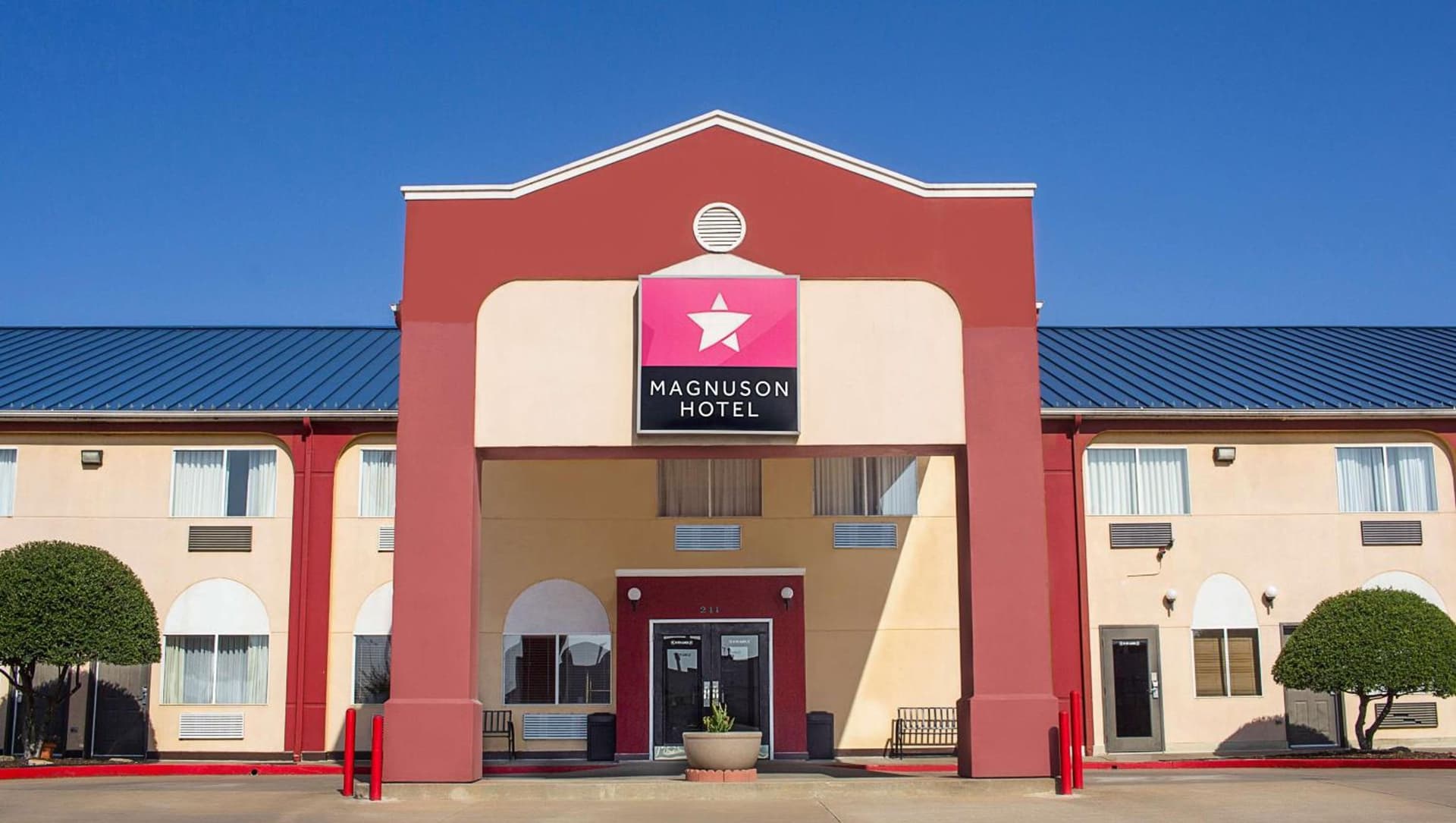 Magnuson Hotel Sand Springs – Tulsa West — hotel in Sand Springs, Oklahoma