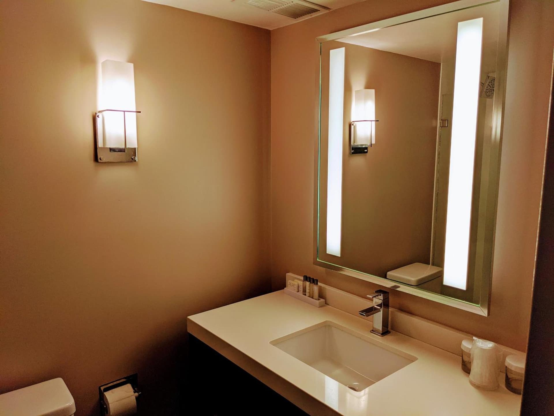 Hotel Capstone gallery photo in Tuscaloosa, AL — image 5