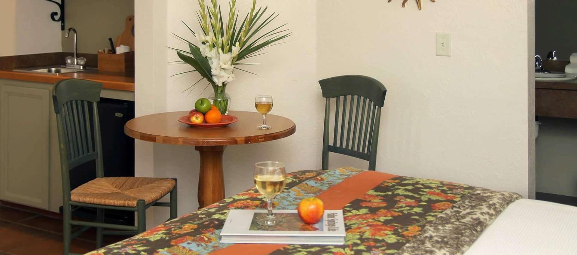 Hotel California - A Town & Desert Boutique Hotel interior in Palm Springs, CA — gallery photo 2