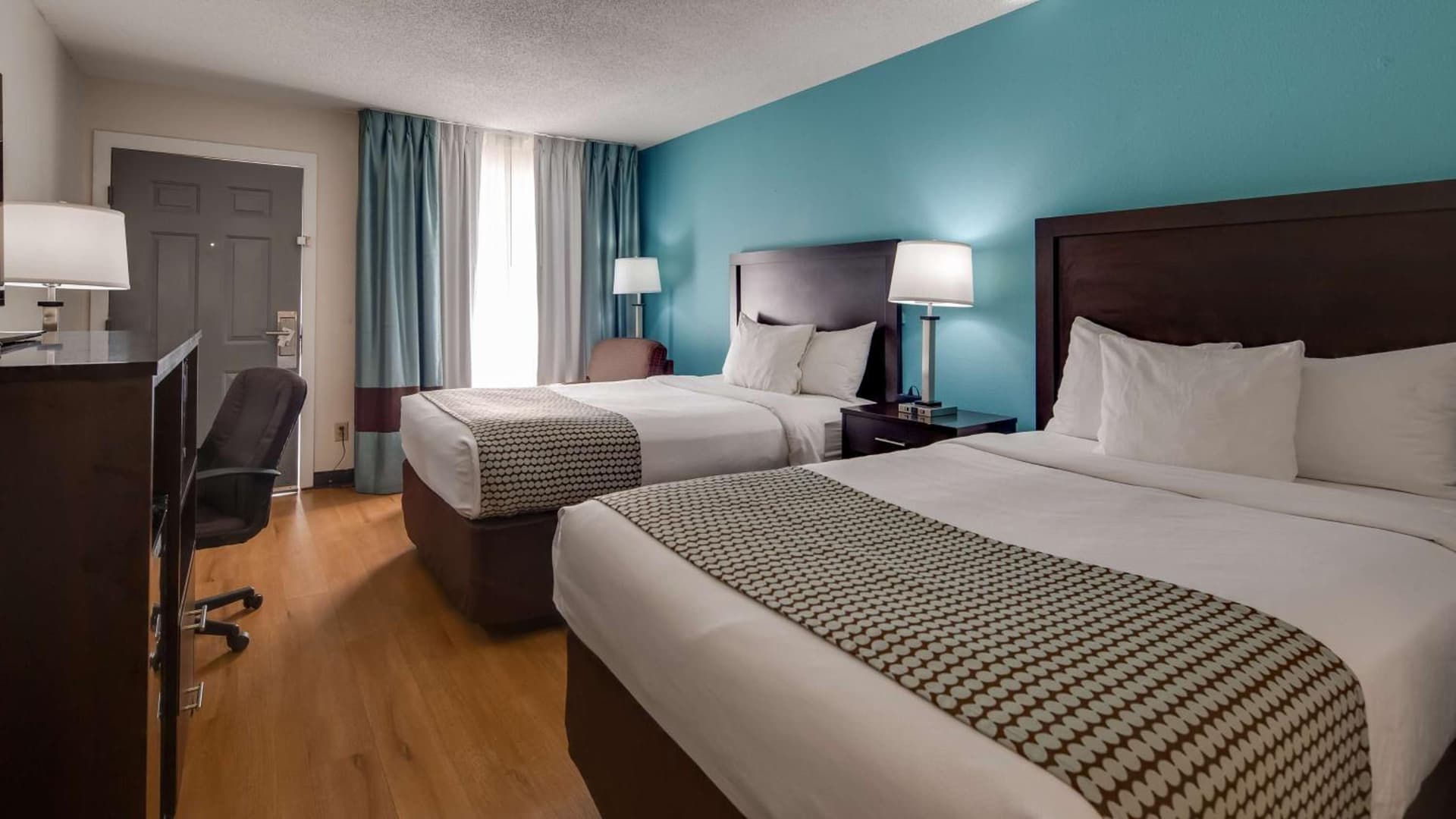 SureStay Plus Hotel by Best Western Asheboro interior in Asheboro, NC — gallery photo 2