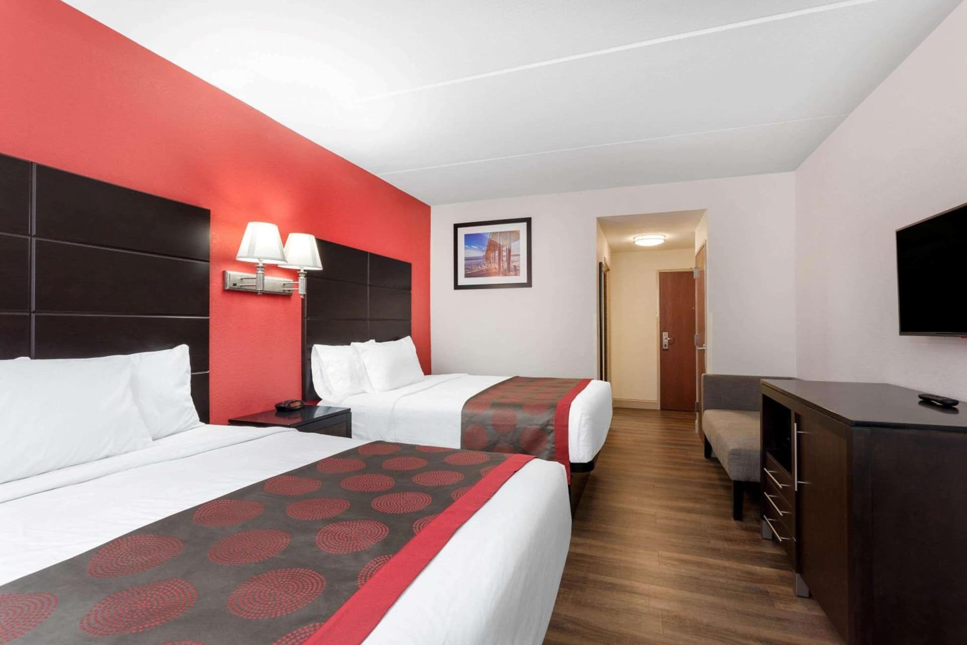 Ramada by Wyndham Panama City gallery photo in Panama City, FL — image 33