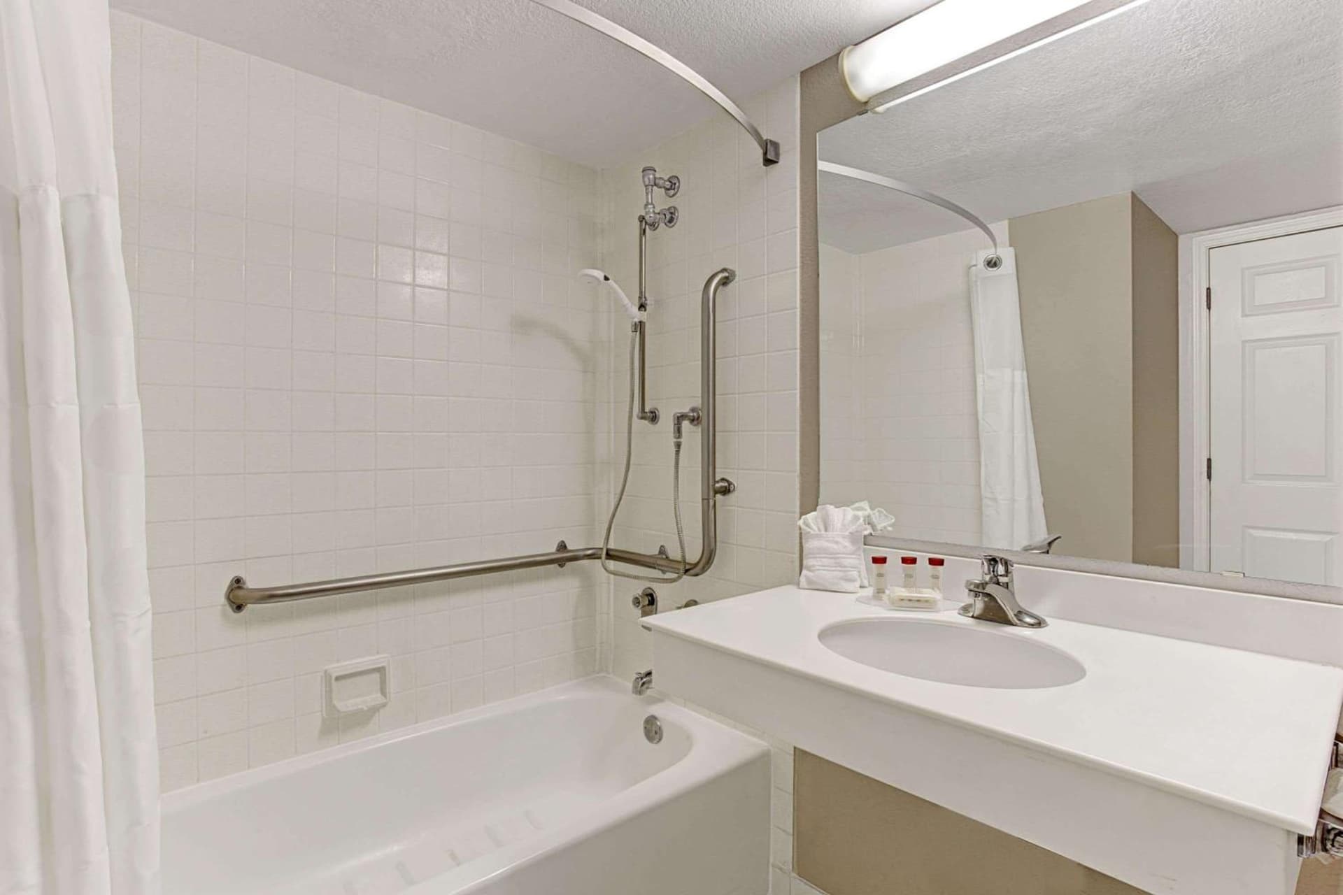 Days Inn by Wyndham Tucson City Center gallery photo in Tucson, AZ — image 9