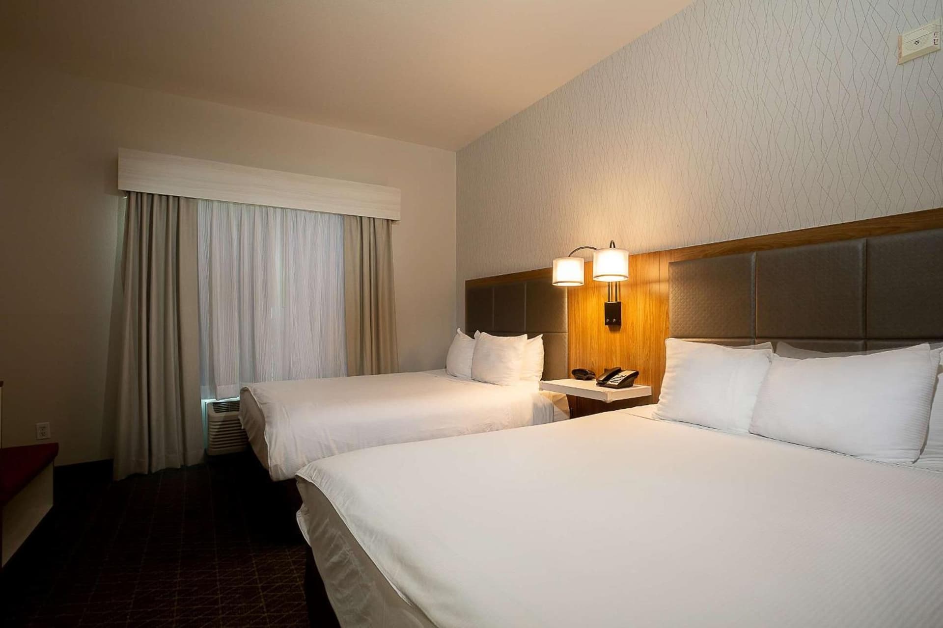 Hawthorn Suites by Wyndham-Oakland/Alameda property views in Alameda, CA — gallery photo 3