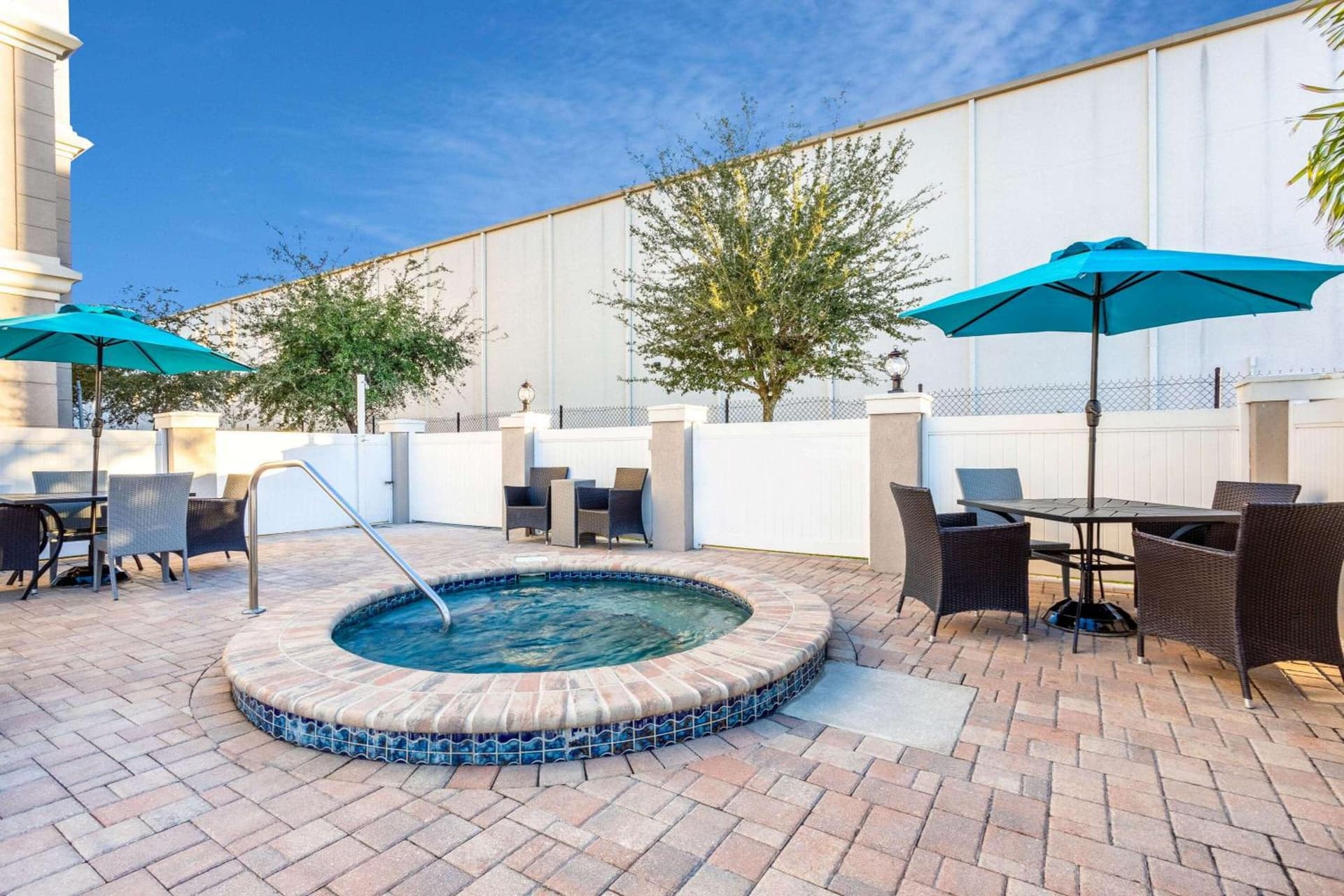 La Quinta by Wyndham Tampa Central property views in Tampa, FL — gallery photo 3
