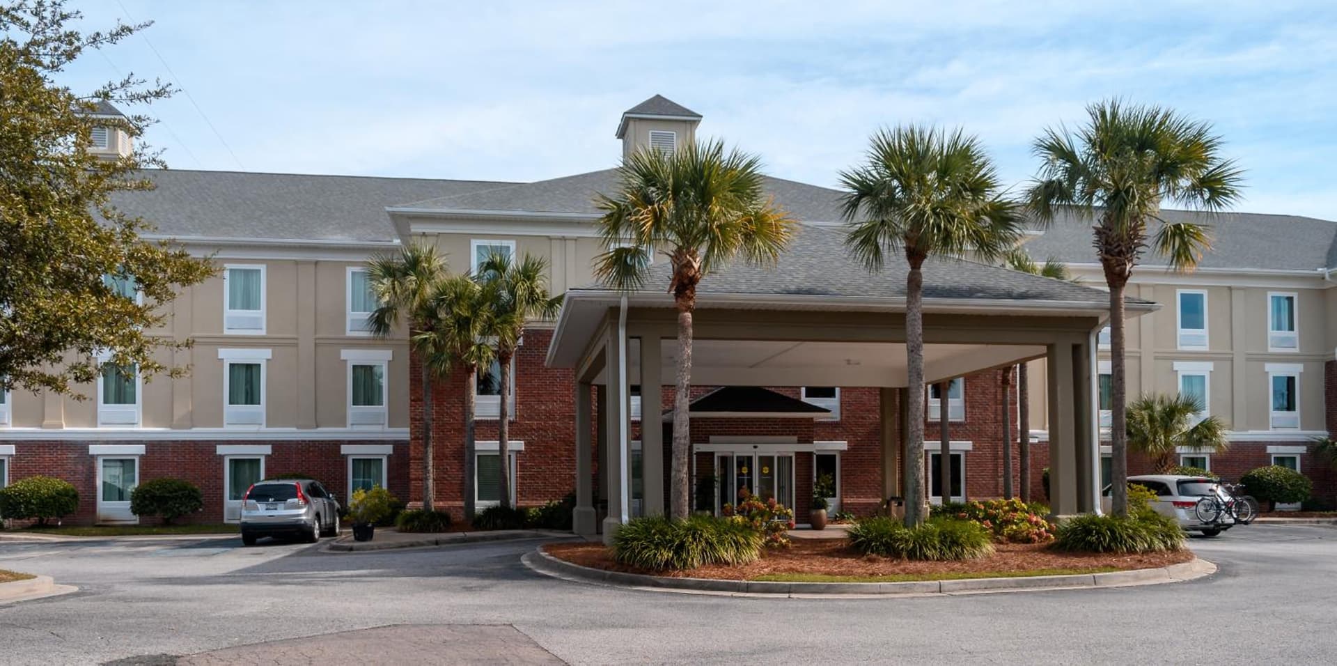 Comfort Inn & Suites Patriots Point property views in Charleston, SC — gallery photo 3