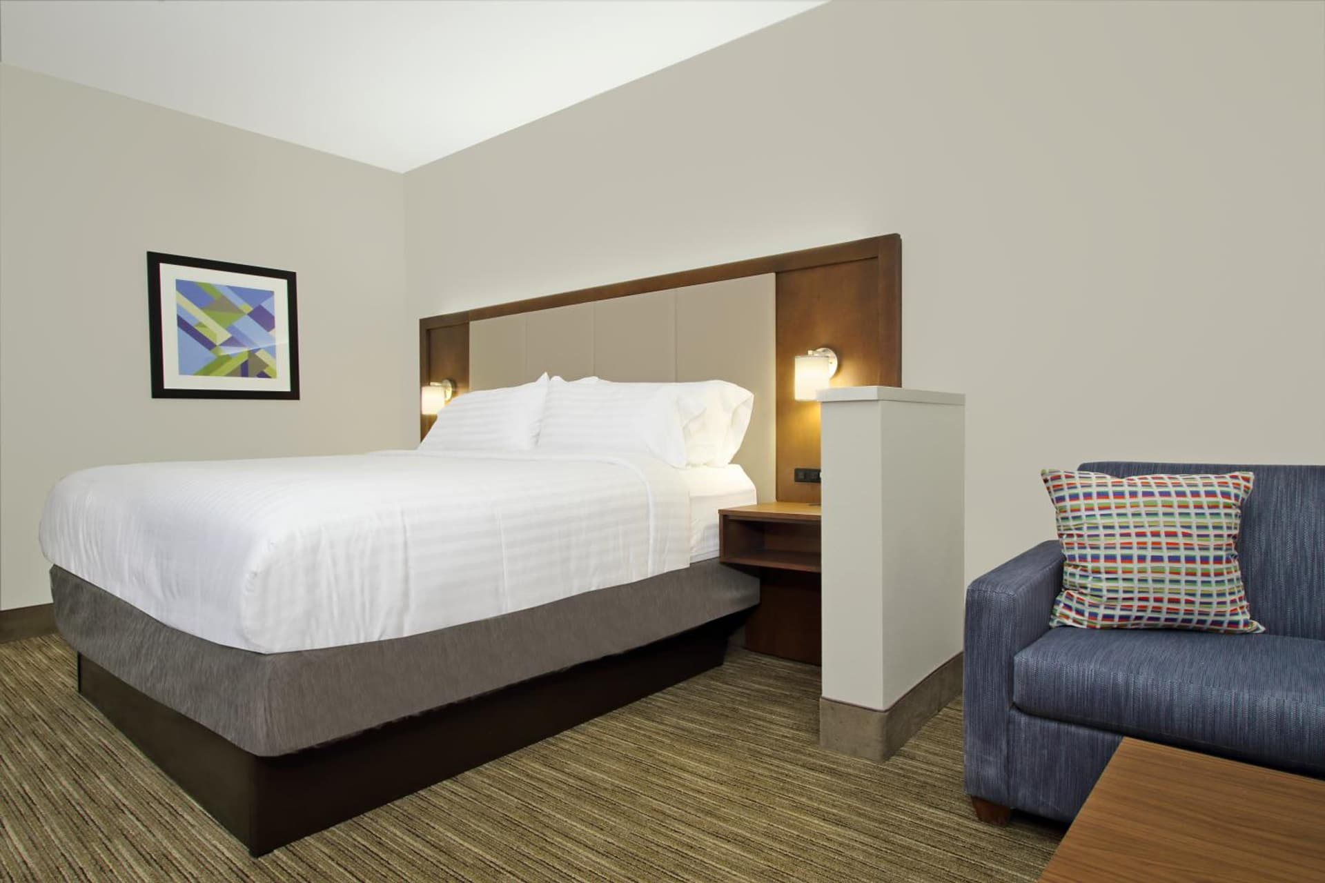 Holiday Inn Express & Suites Columbus North by IHG property views in Columbus, MS — gallery photo 3