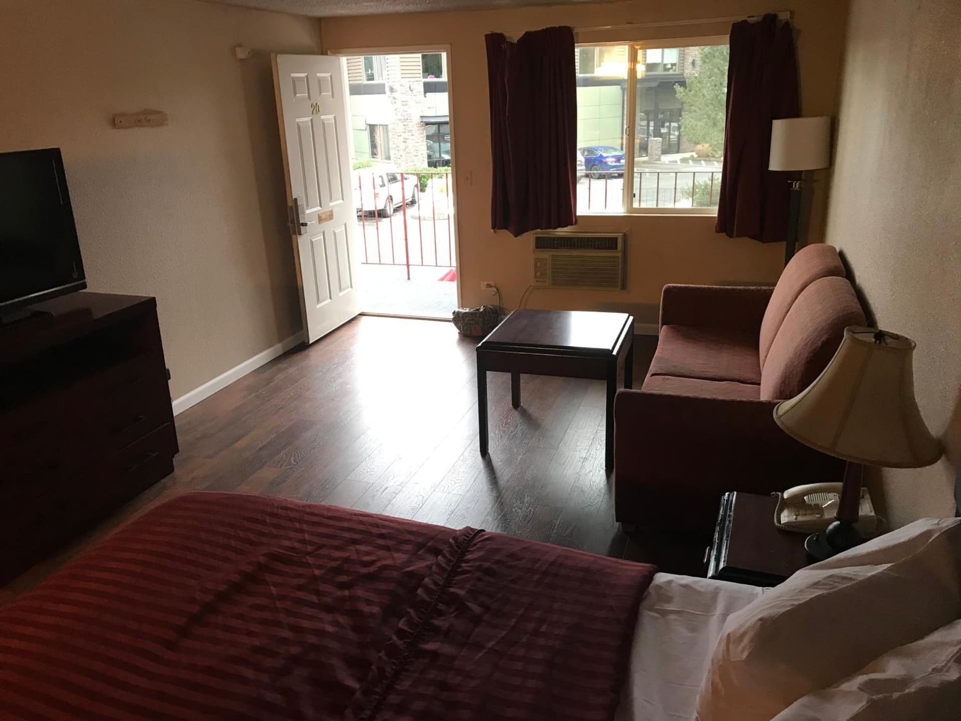 Smokey Point Motor Inn gallery photo in Arlington, WA — image 26