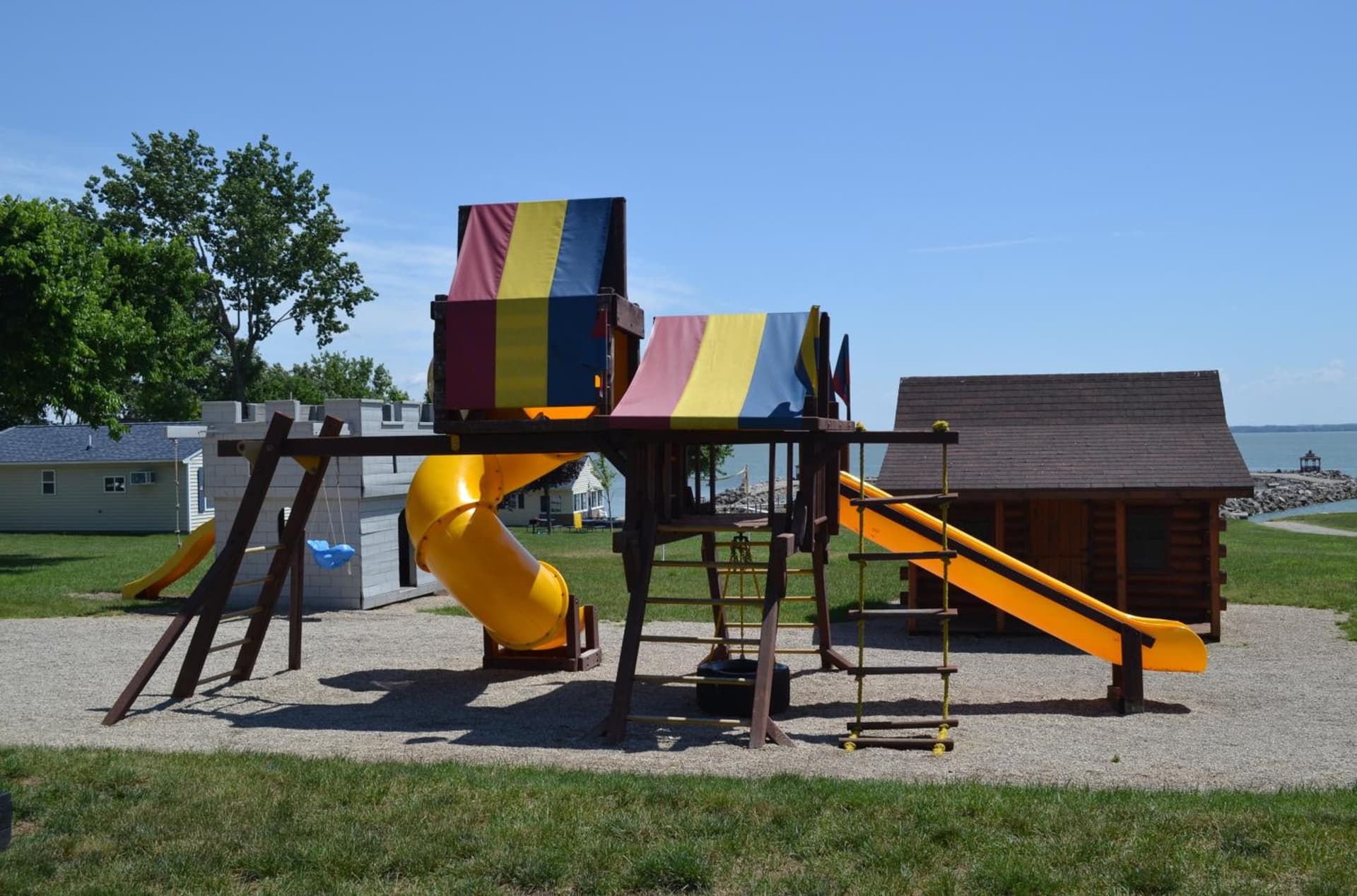 South Beach Resort Hotel gallery photo in Marblehead, OH — image 15