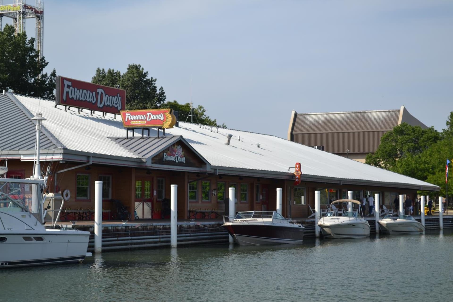 South Beach Resort Hotel gallery photo in Marblehead, OH — image 29