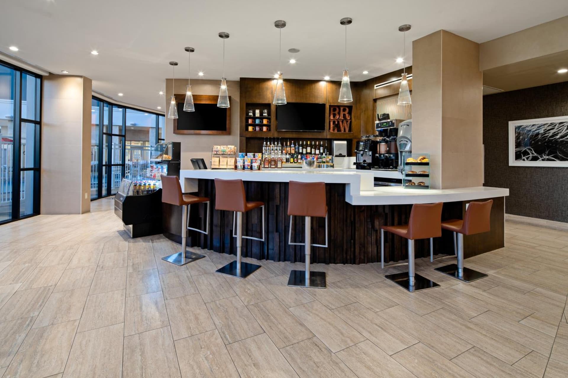 Holiday Inn Long Beach - Airport by IHG gallery photo in Long Beach, CA — image 85