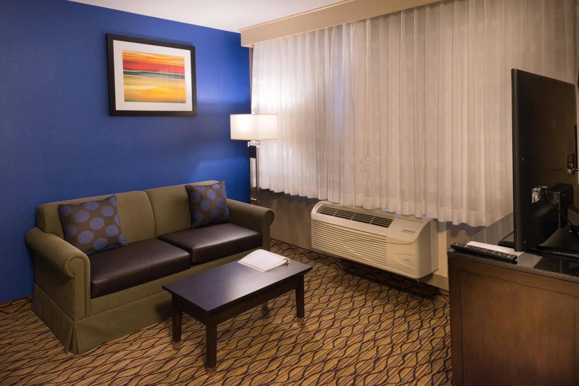 Holiday Inn Express & Suites Pasadena - Los Angeles by IHG gallery photo in Pasadena, CA — image 24