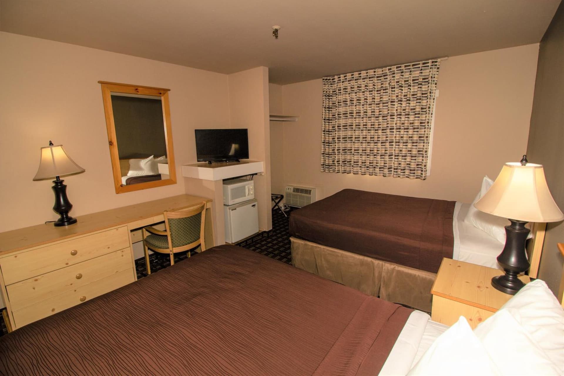 FairBridge Inn - Coeur d'Alene interior in Coeur d'Alene, ID — gallery photo 2