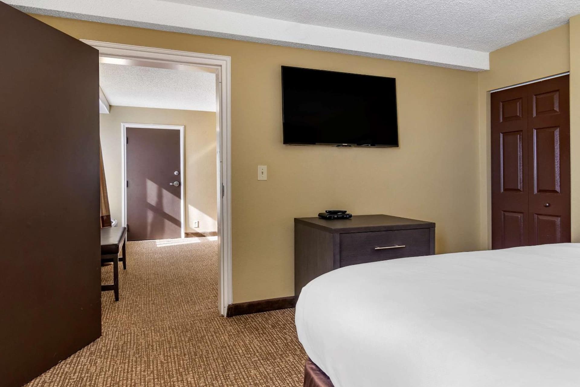 Comfort Inn Opelika - Auburn gallery photo in Opelika, AL — image 17