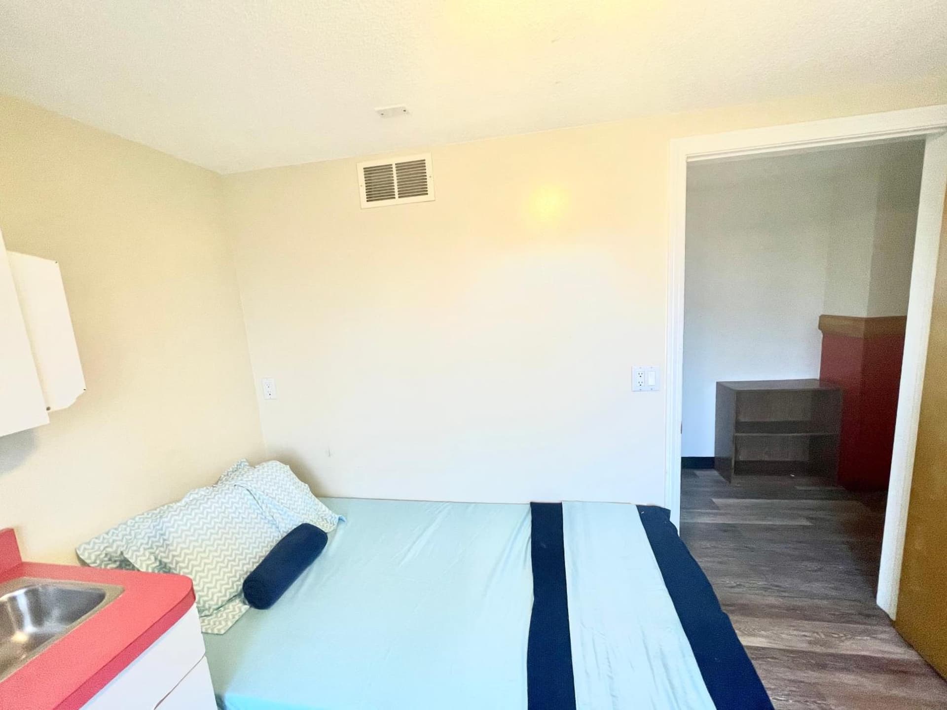 1950s Charm In The Heart Of Waterbury gallery photo in Waterbury, CT — image 5