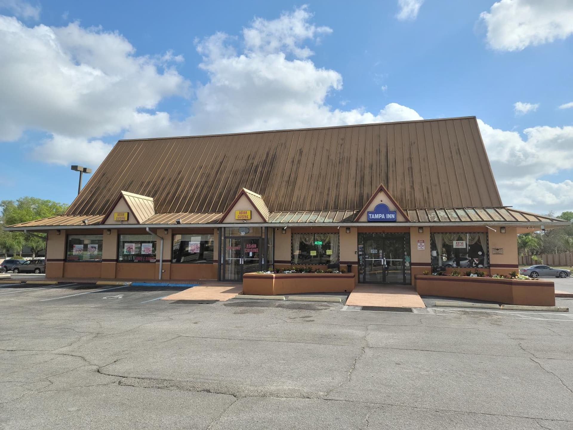 Tampa Inn Near Busch Gardens — hotel in Tampa, Florida