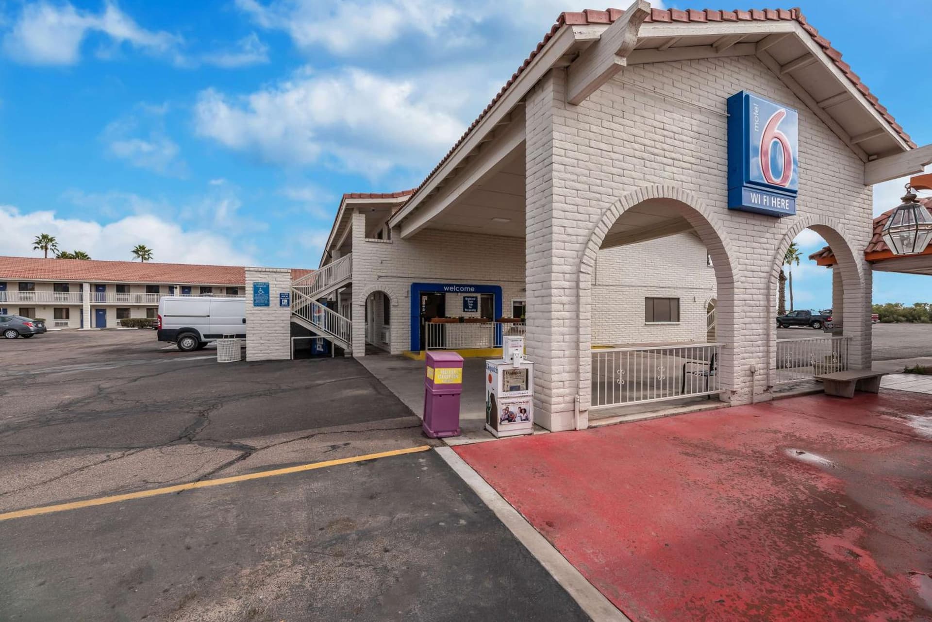 Motel 6 Eloy Arizona Casa Grande featured exterior or lobby in Eloy, AZ — similar hotel