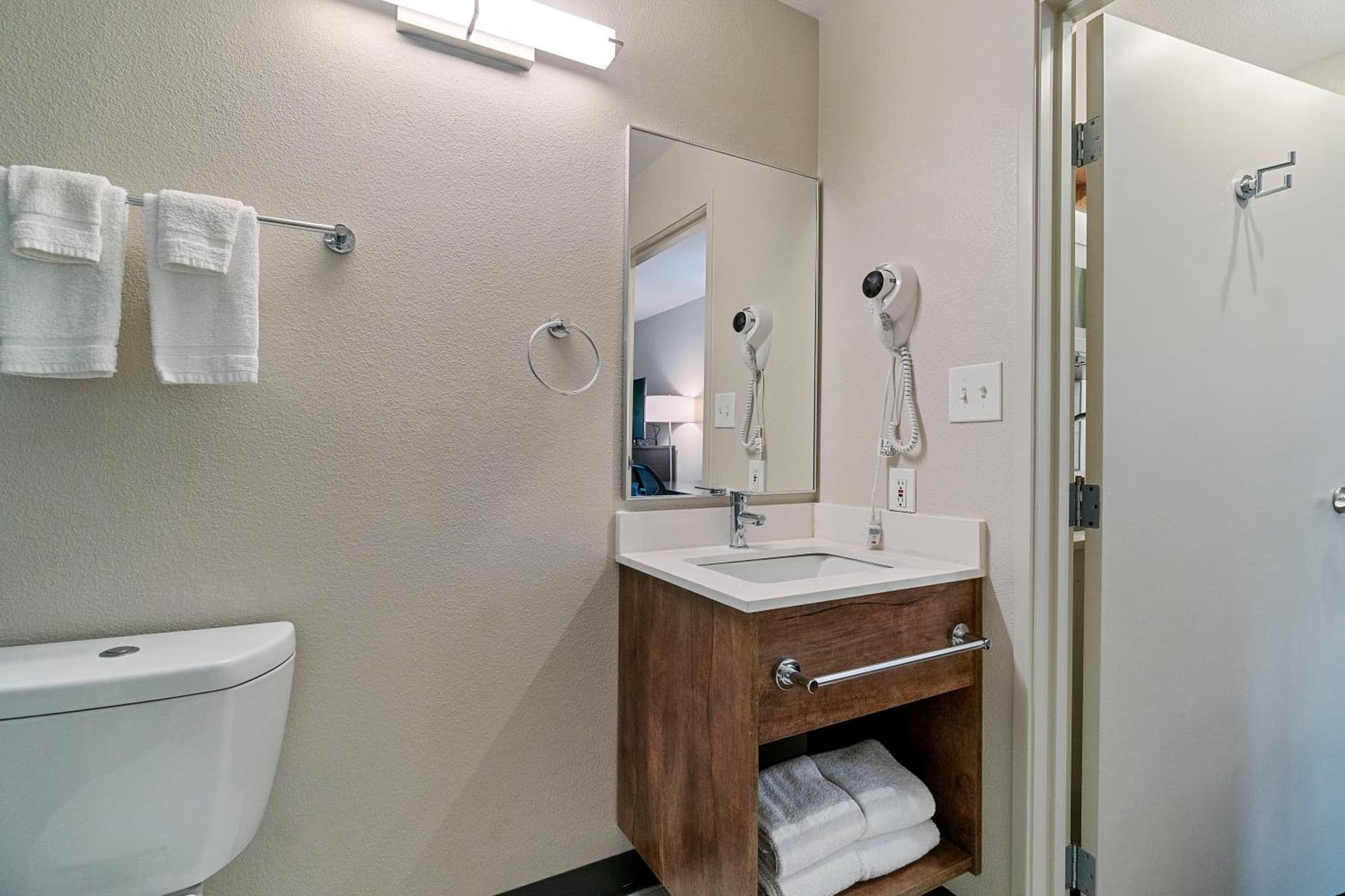 Extended Stay America Suites - San Francisco - San Mateo - SFO gallery photo in San Mateo, CA — image 50