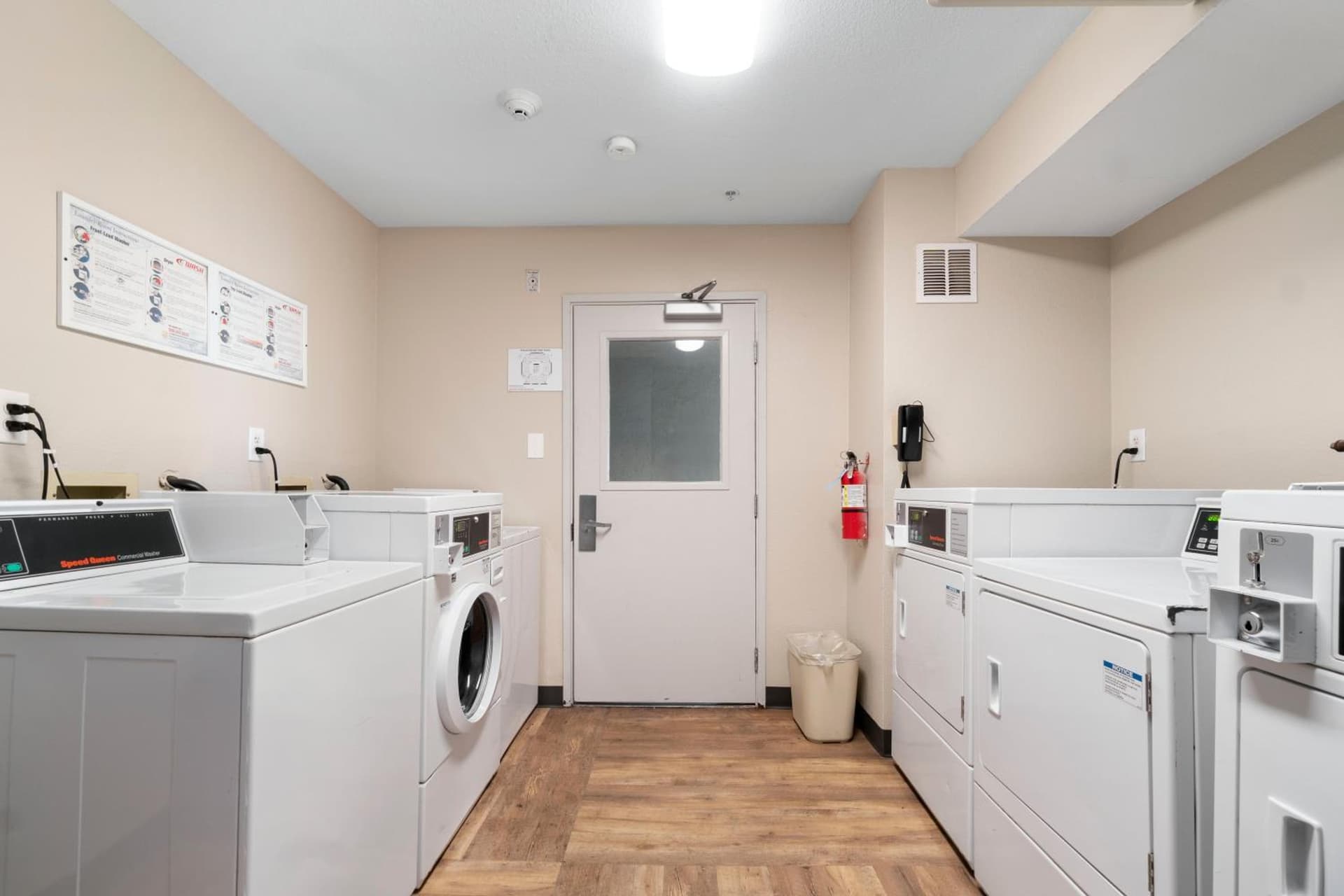 Extended Stay America Suites - San Francisco - San Mateo - SFO gallery photo in San Mateo, CA — image 19