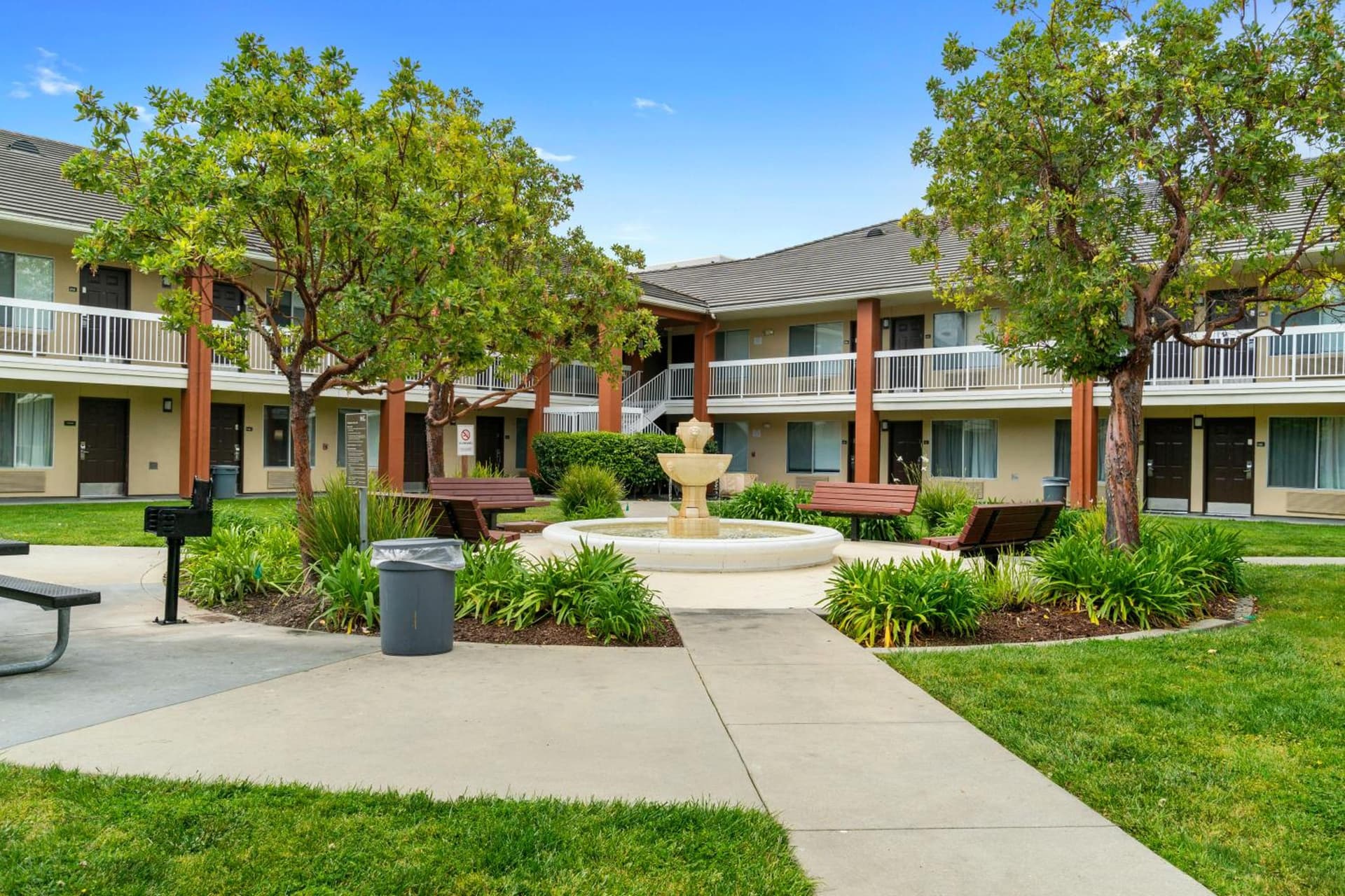 Extended Stay America Suites - San Francisco - San Mateo - SFO gallery photo in San Mateo, CA — image 10