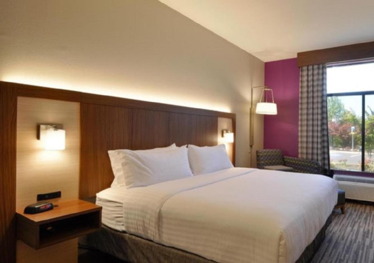 Holiday Inn Express Quantico - Stafford by IHG gallery photo in Stafford, VA — image 59