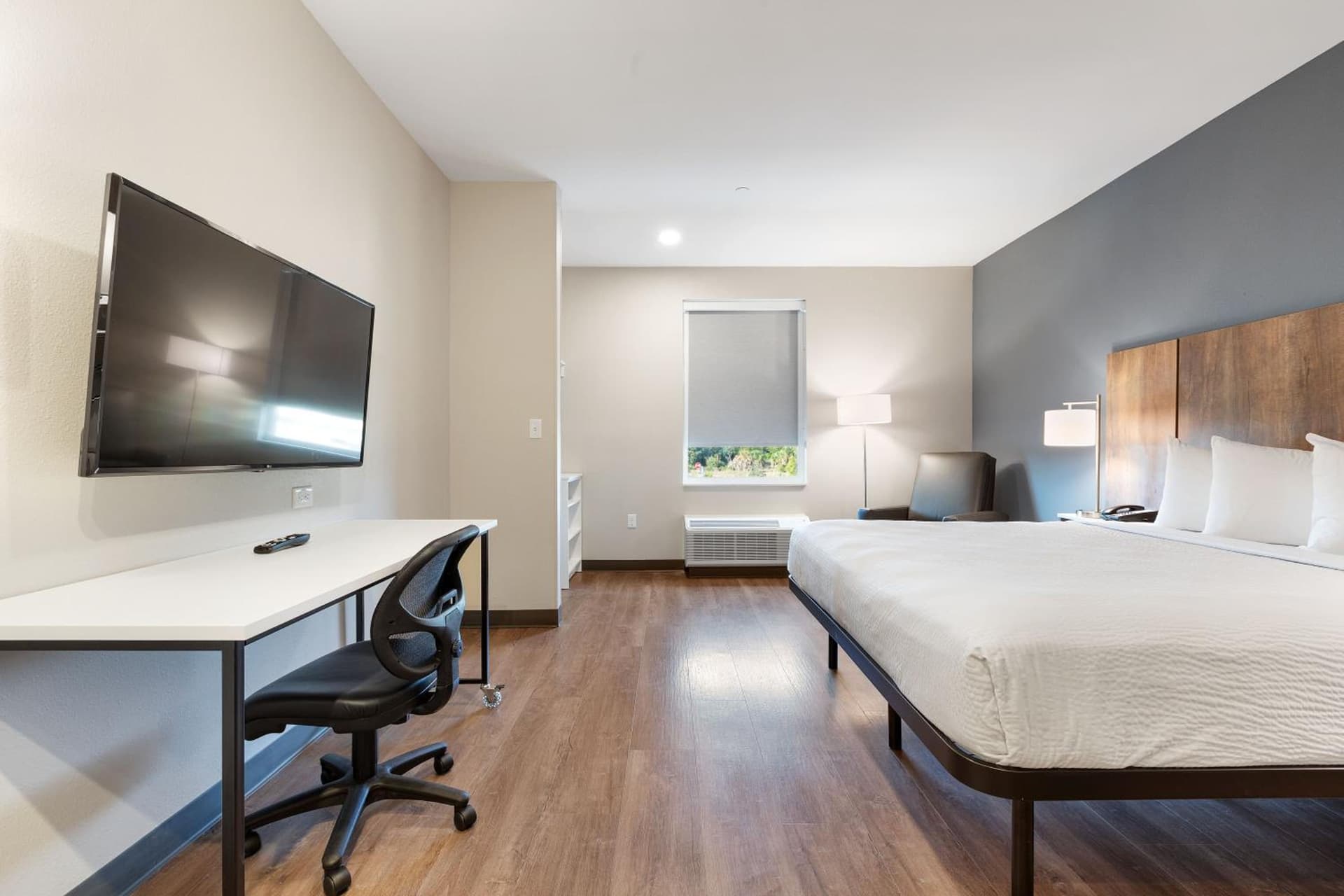 Extended Stay America Premier Suites - Orlando - Sanford gallery photo in Sanford, FL — image 69