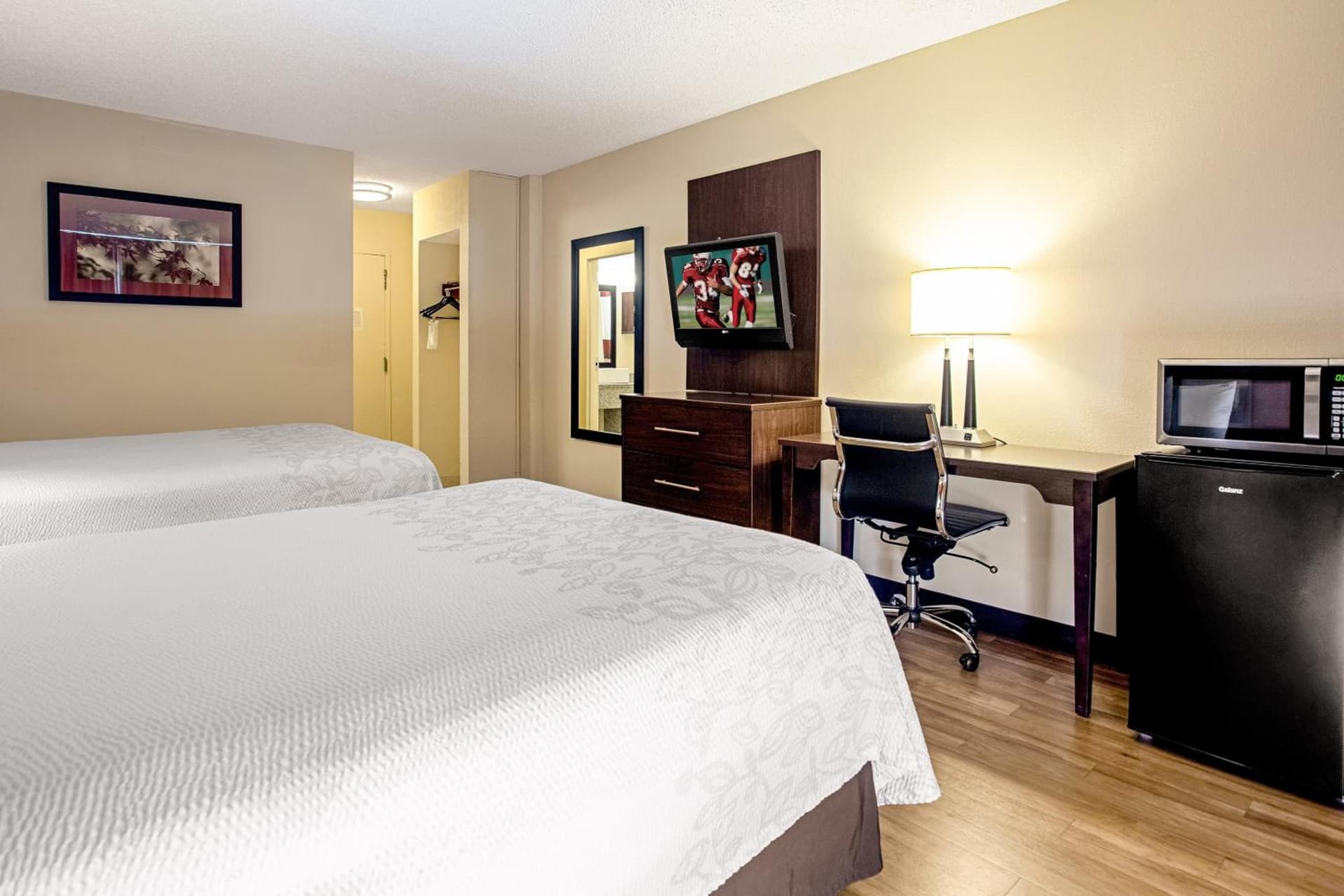 Red Roof Inn PLUS+ Wichita East gallery photo in Wichita, KS — image 81