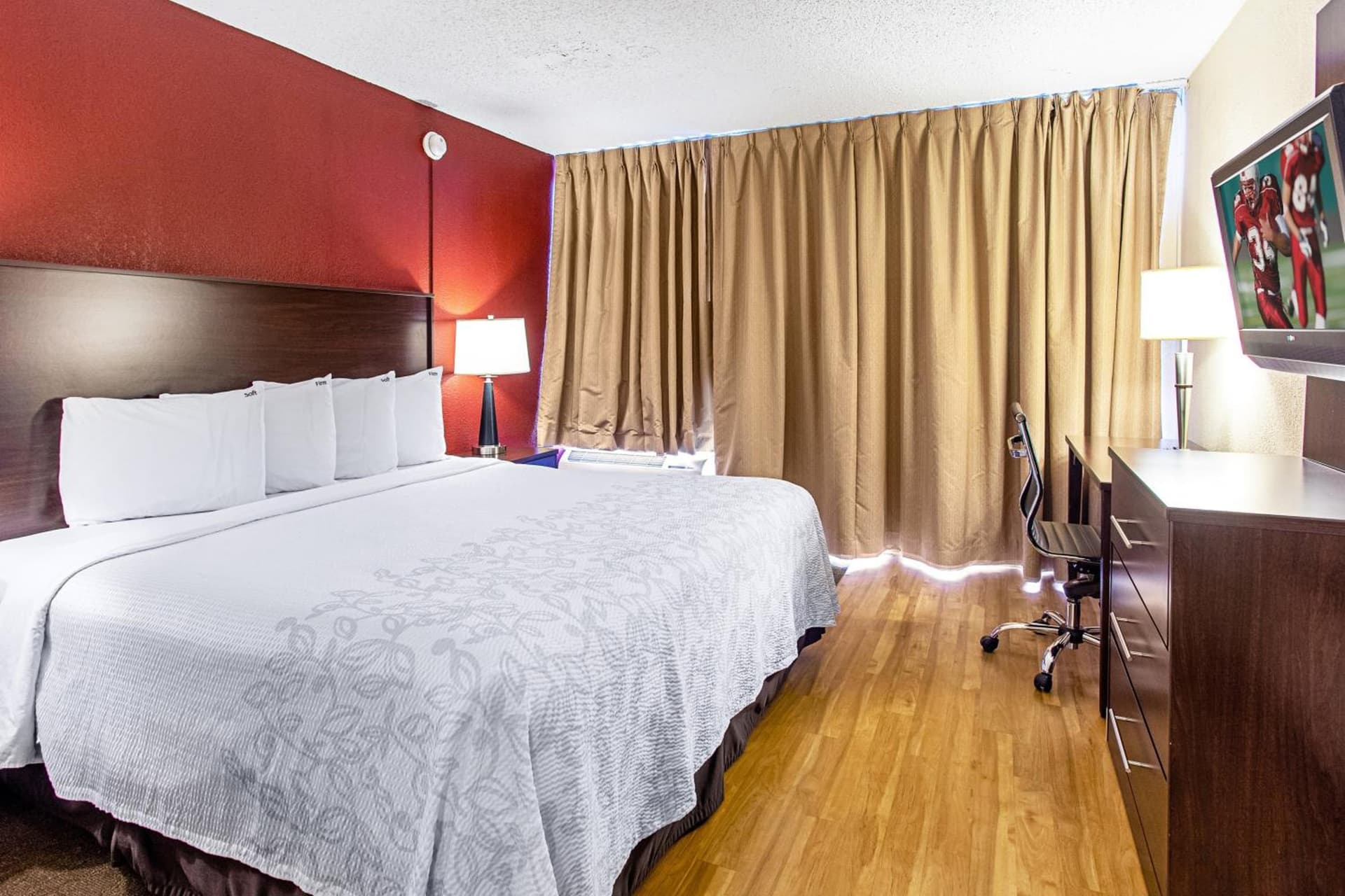 Red Roof Inn PLUS+ Wichita East gallery photo in Wichita, KS — image 26
