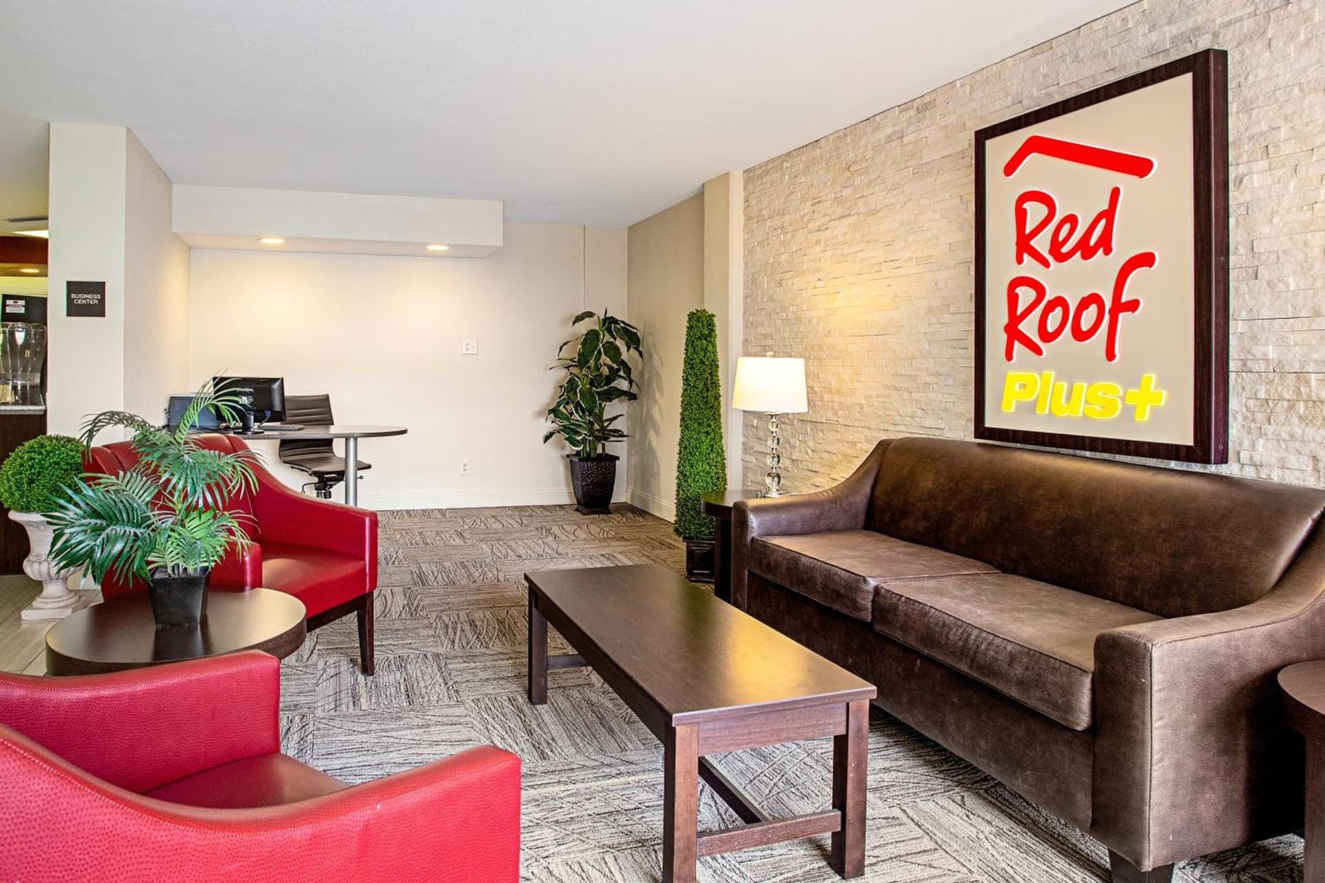 Red Roof Inn PLUS+ Wichita East gallery photo in Wichita, KS — image 39